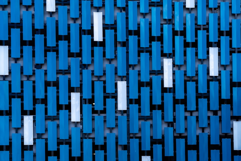 a wall made of blue and white squares
