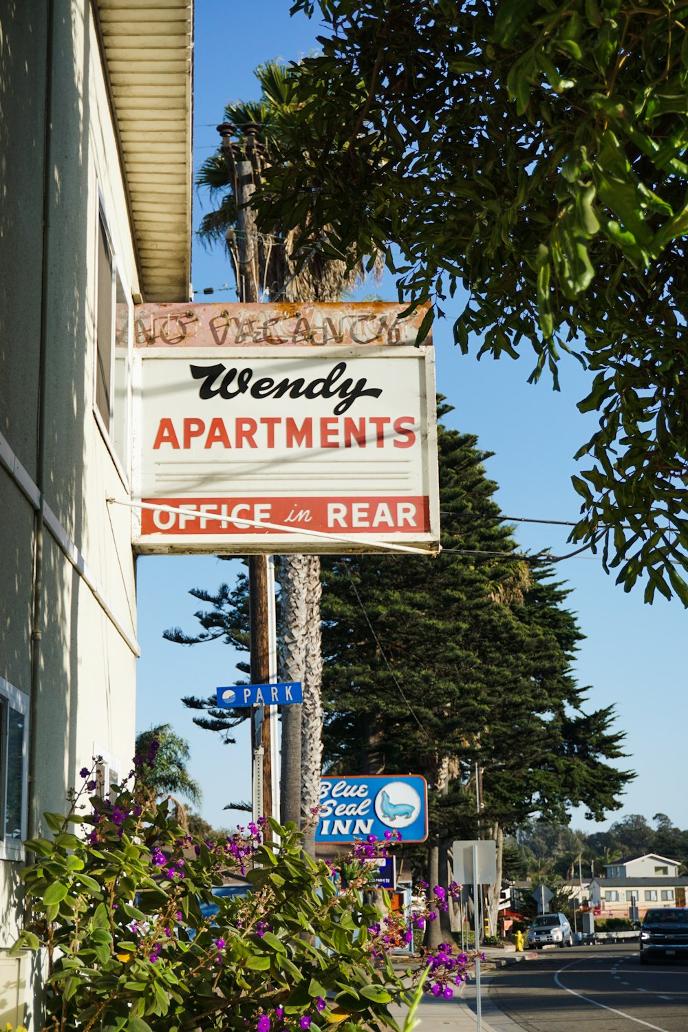 a sign that is on the side of a building