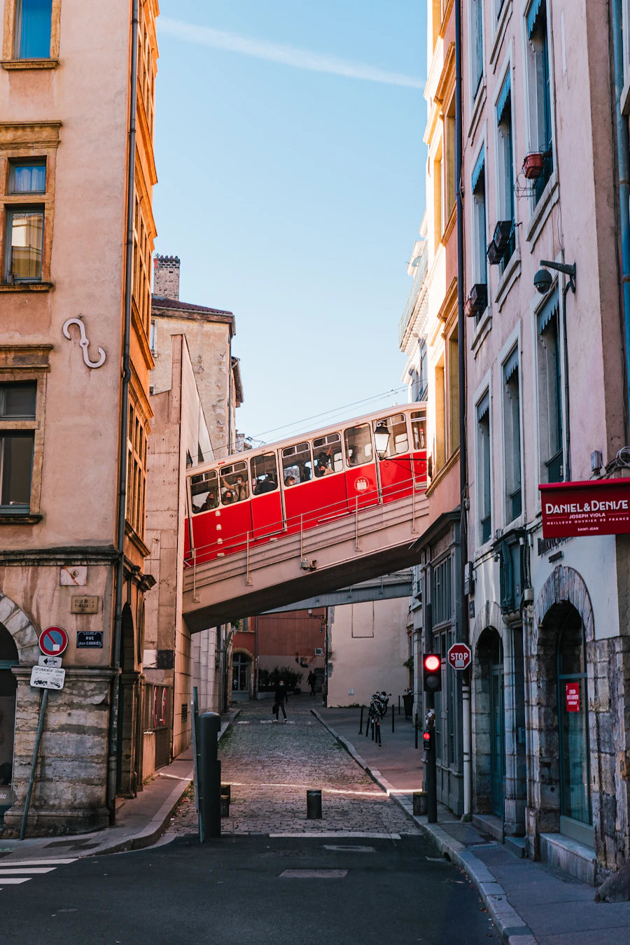 Lyon network coverage