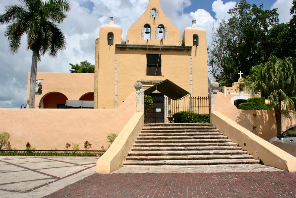 a large building with a bunch of steps leading up to it