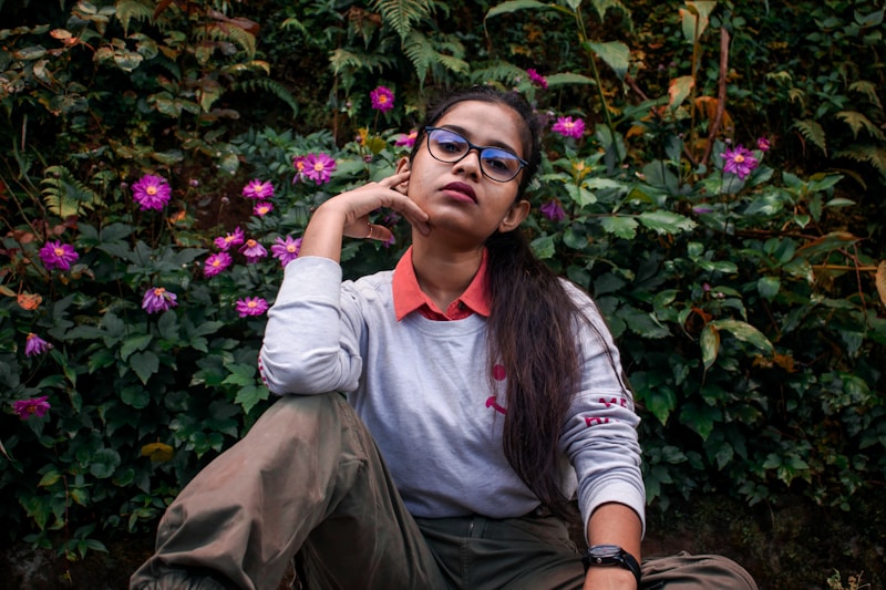 Natural elegance sitter