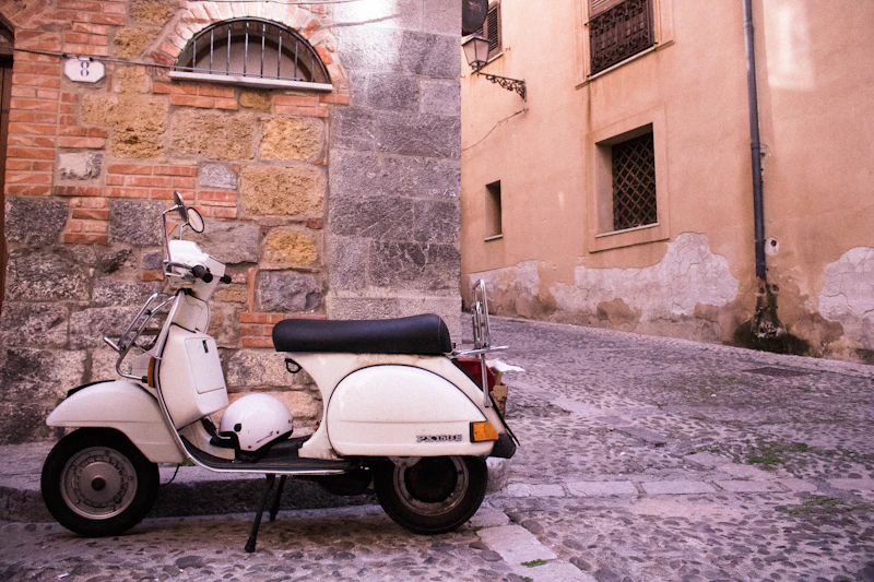 Noleggio auto, moto e bici