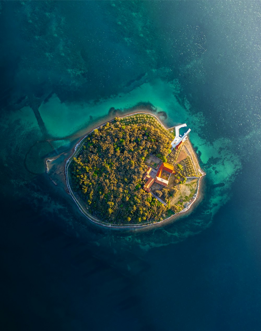 an island in the middle of the ocean