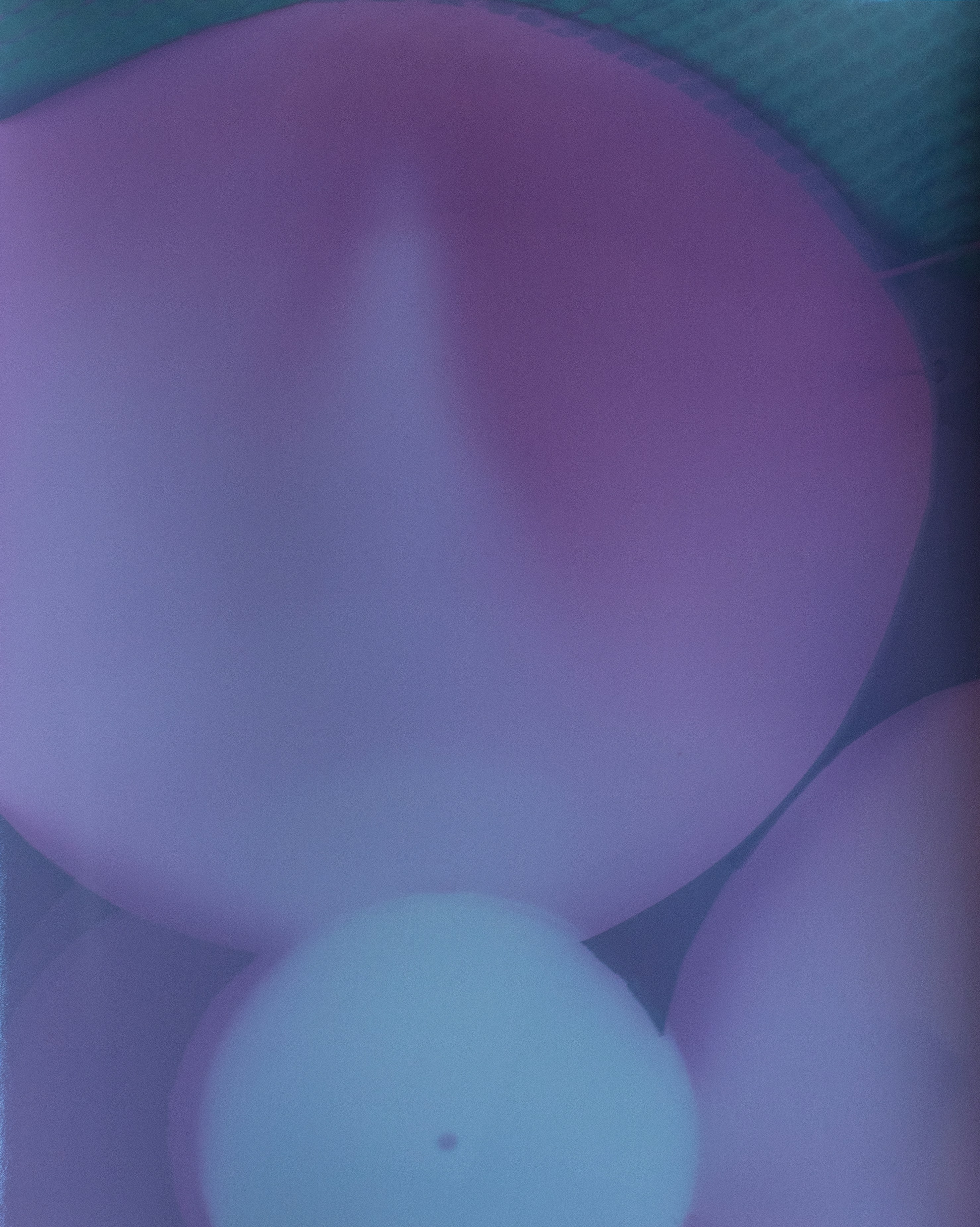 A group of balloons floating in the air photo – Free Organic Image on ...