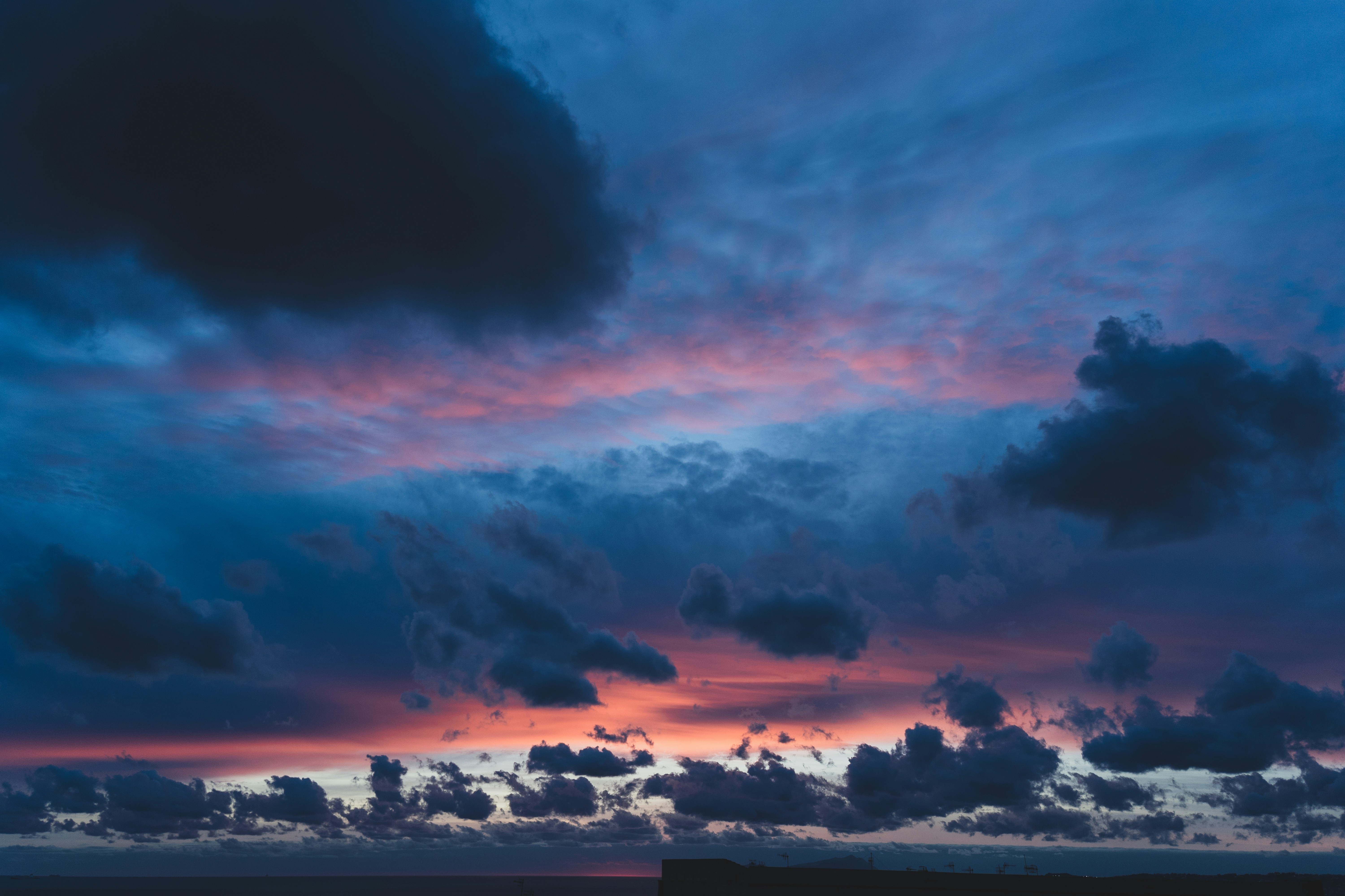 Photo by cybersenpai