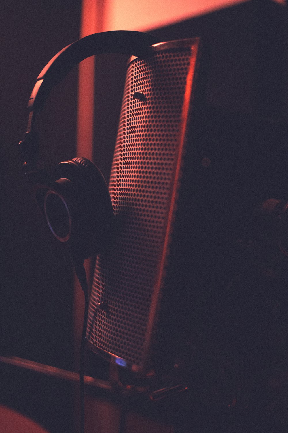 a close up of a microphone and headphones