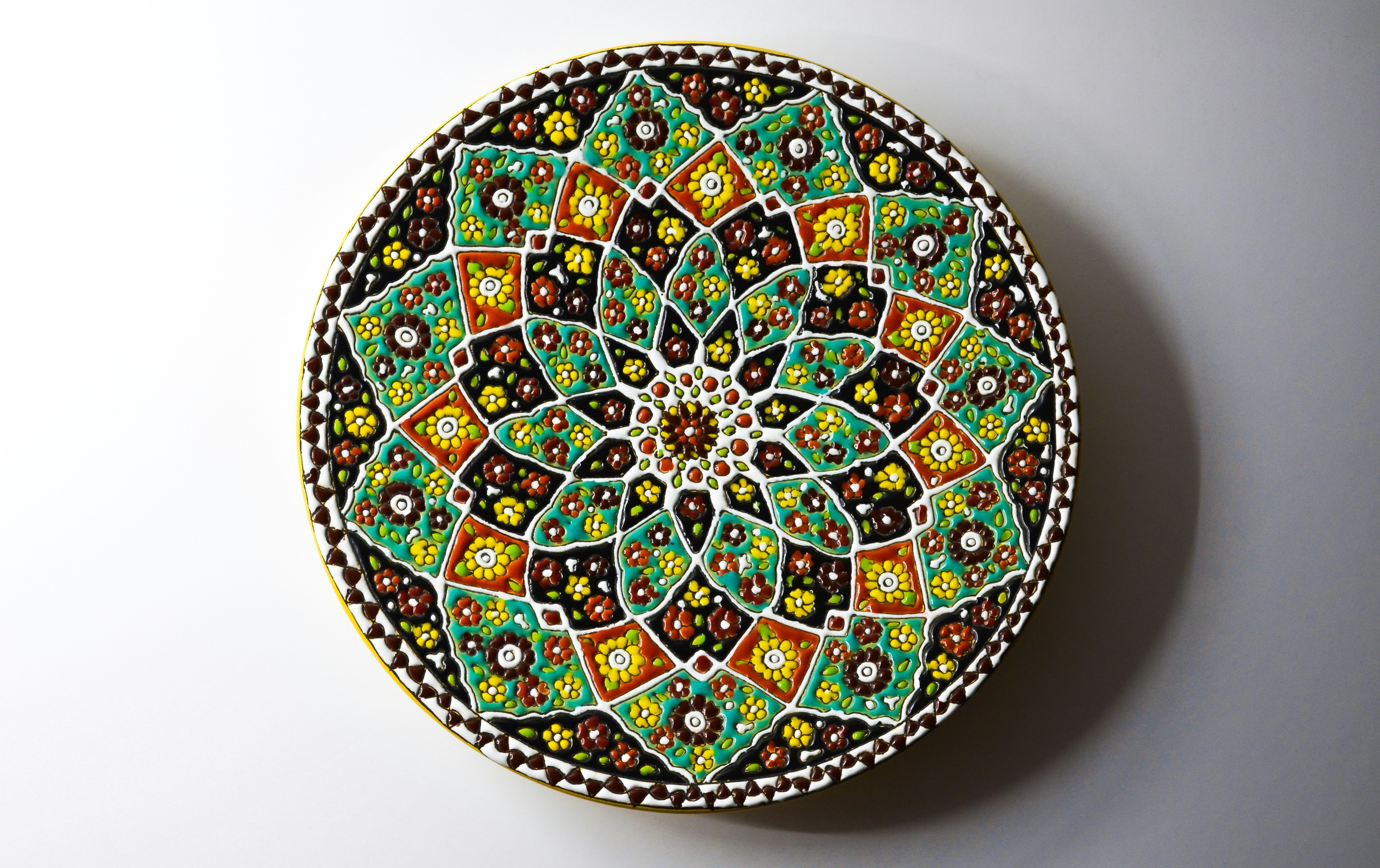 11 Handcrafted Ceramic Mosaic Techniques You Must Know