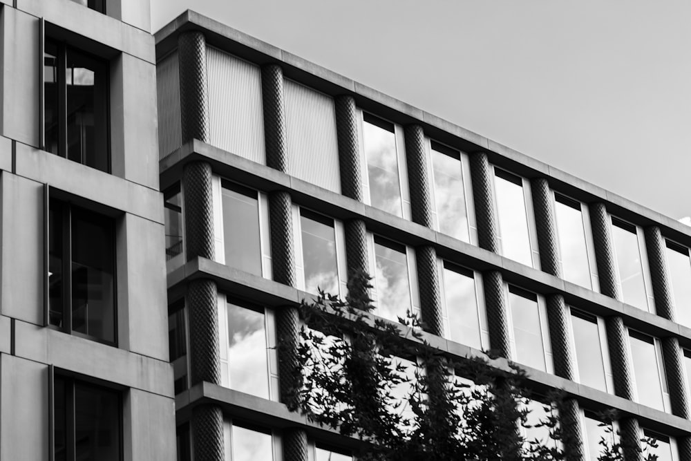 a black and white photo of a tall building