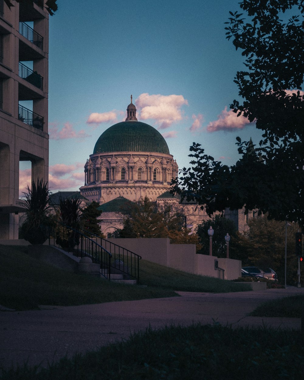 a large building with a dome on top of it