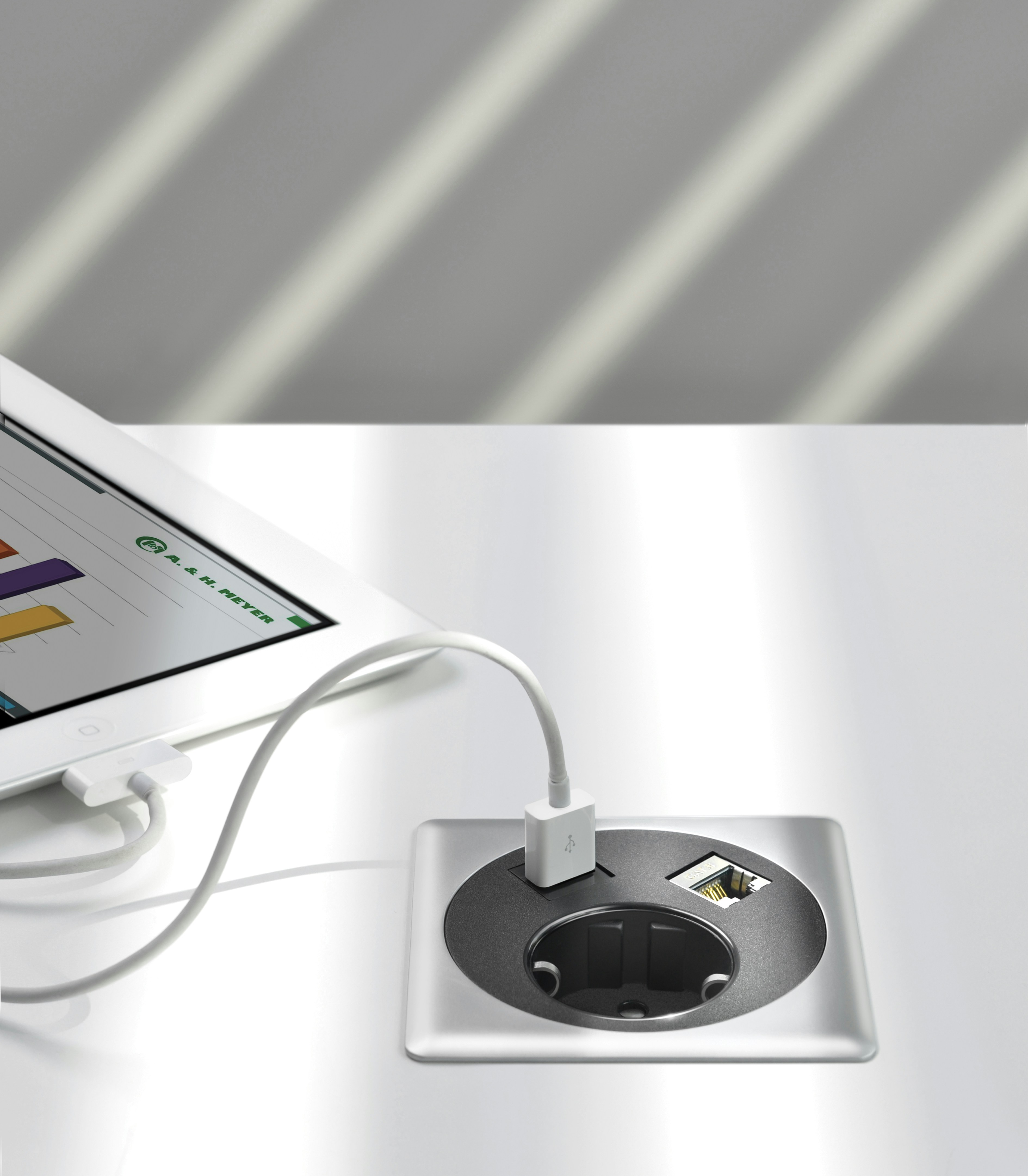 NETBOX Point built-in socket with power, RJ45 and USB charger