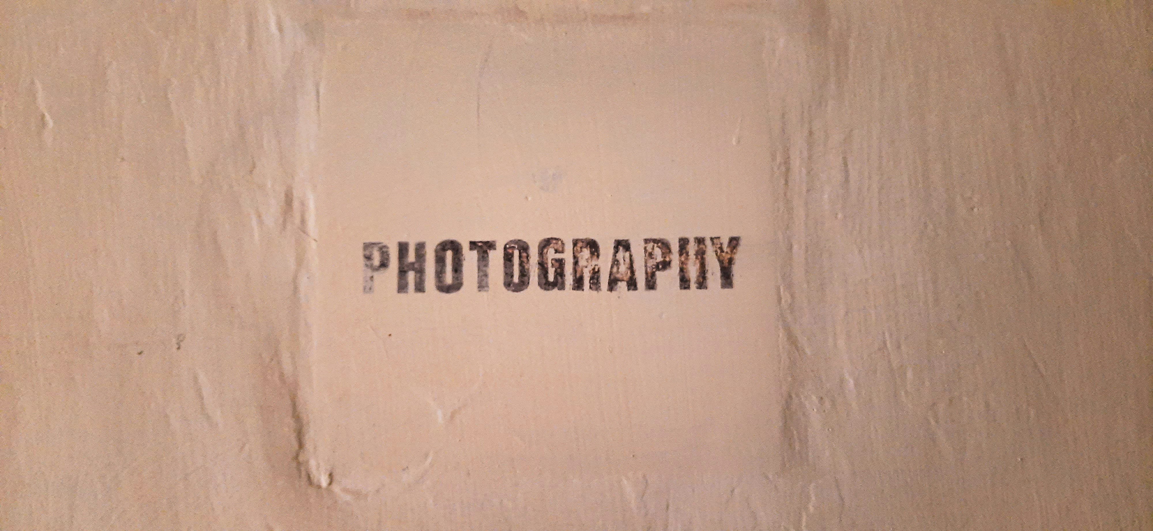 photo-1633362967859-fde6c856274d Fotoğrafçılık Eğitim Programımız: Hafta İçi ve Hafta Sonu Grupları