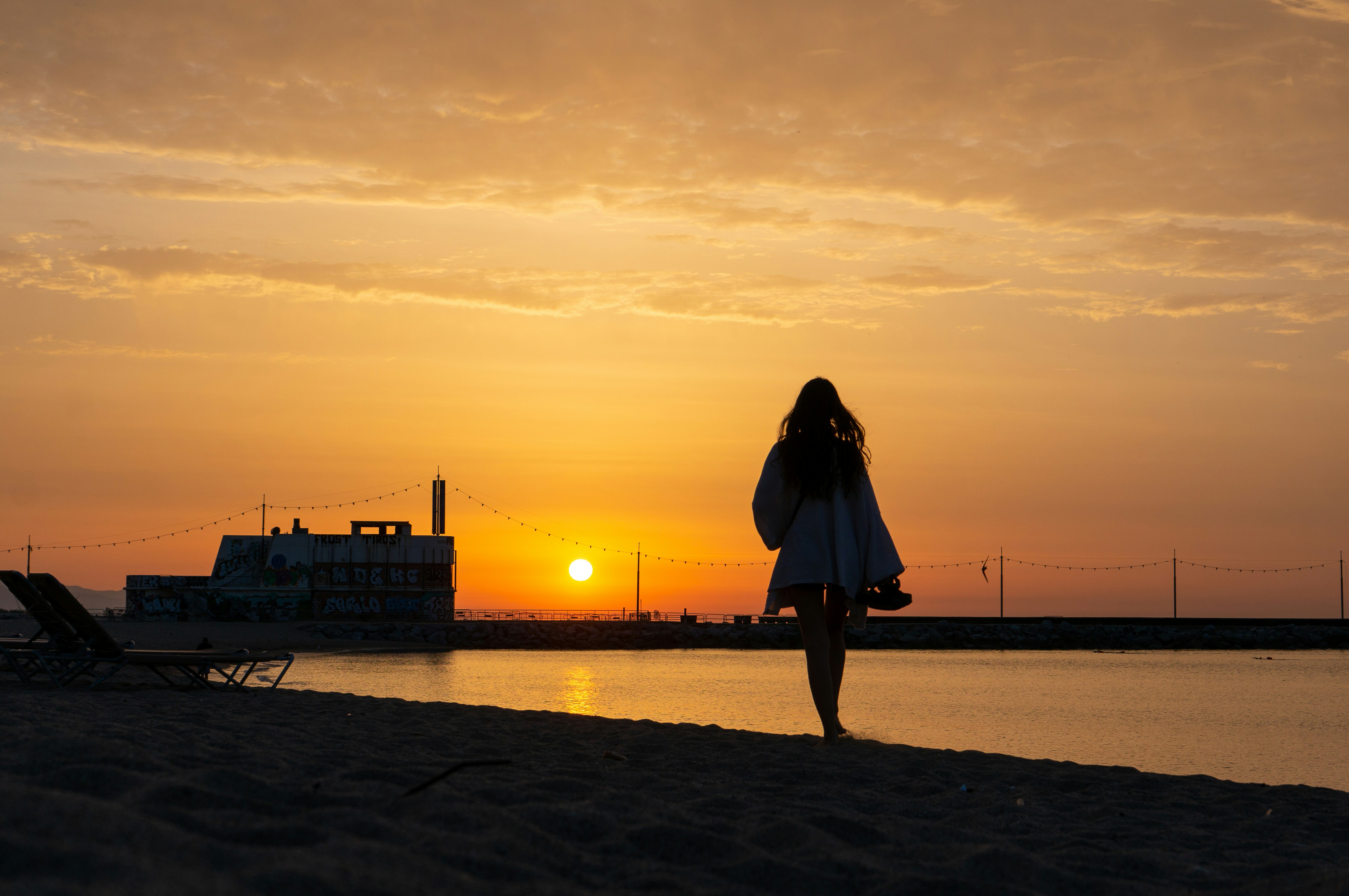 Choose from a curated selection of beach backgrounds. Always free on Unsplash.