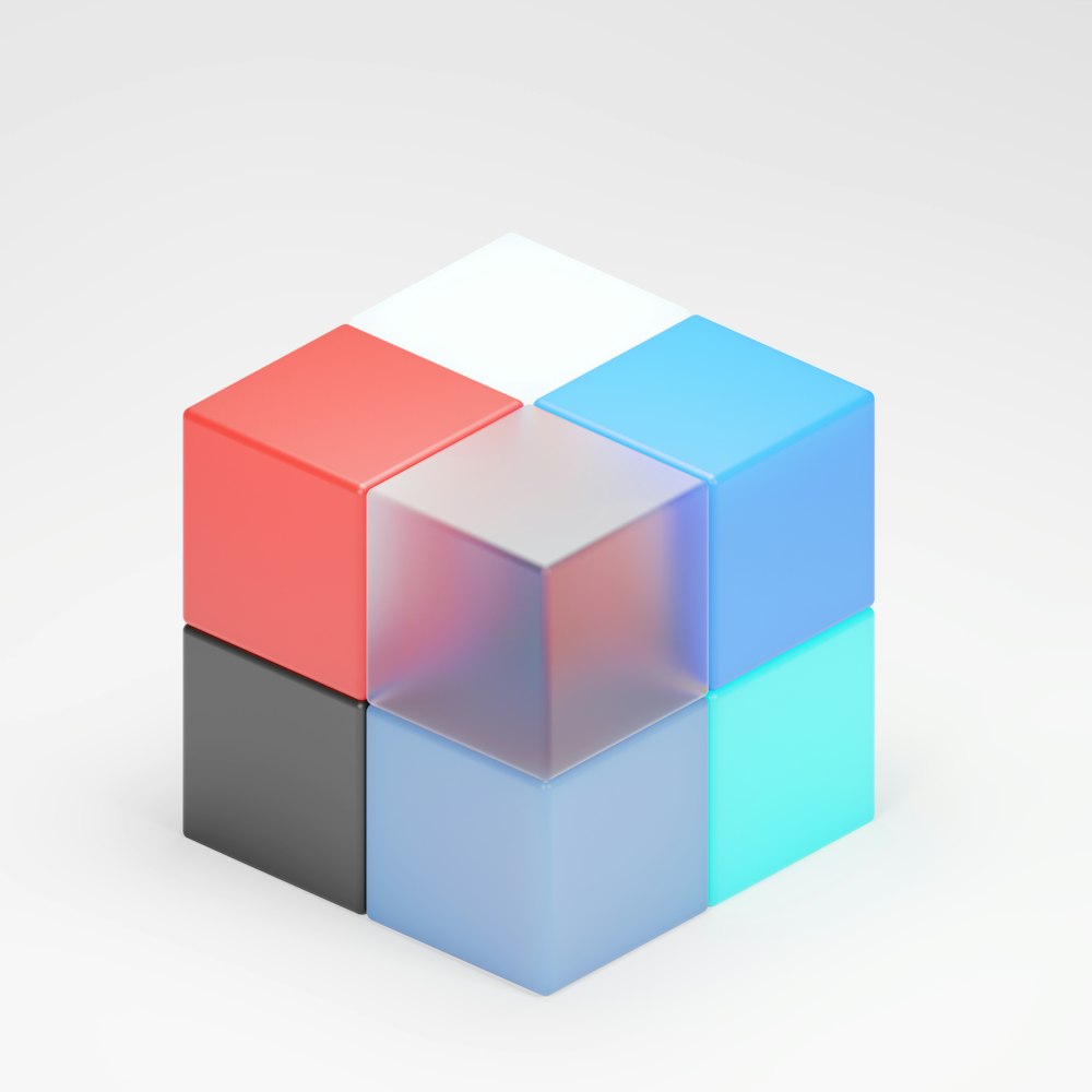 Un cubo di Rubik è mostrato su uno sfondo bianco