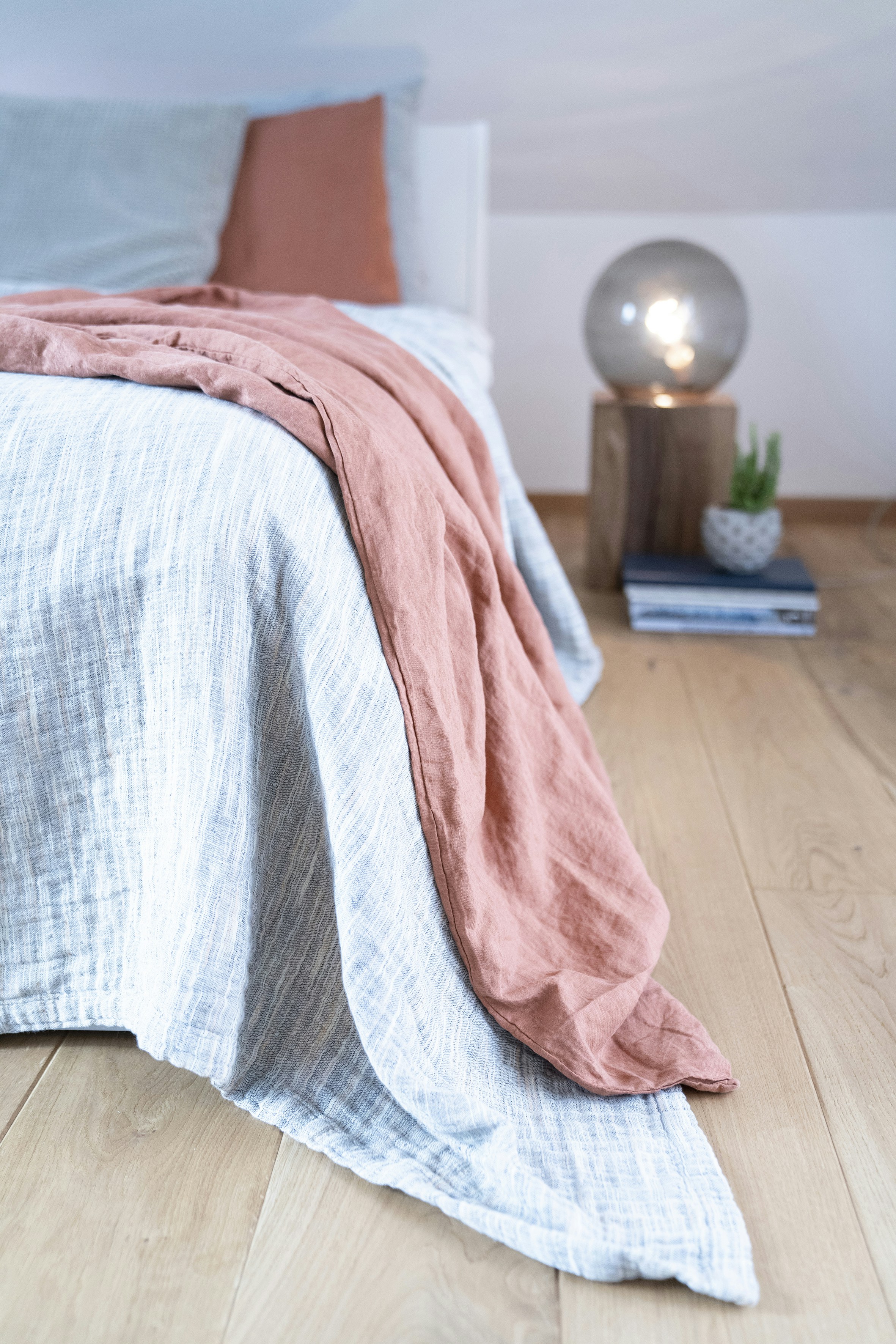6 Home Textile Care Tips for Flannel Bed Sheets