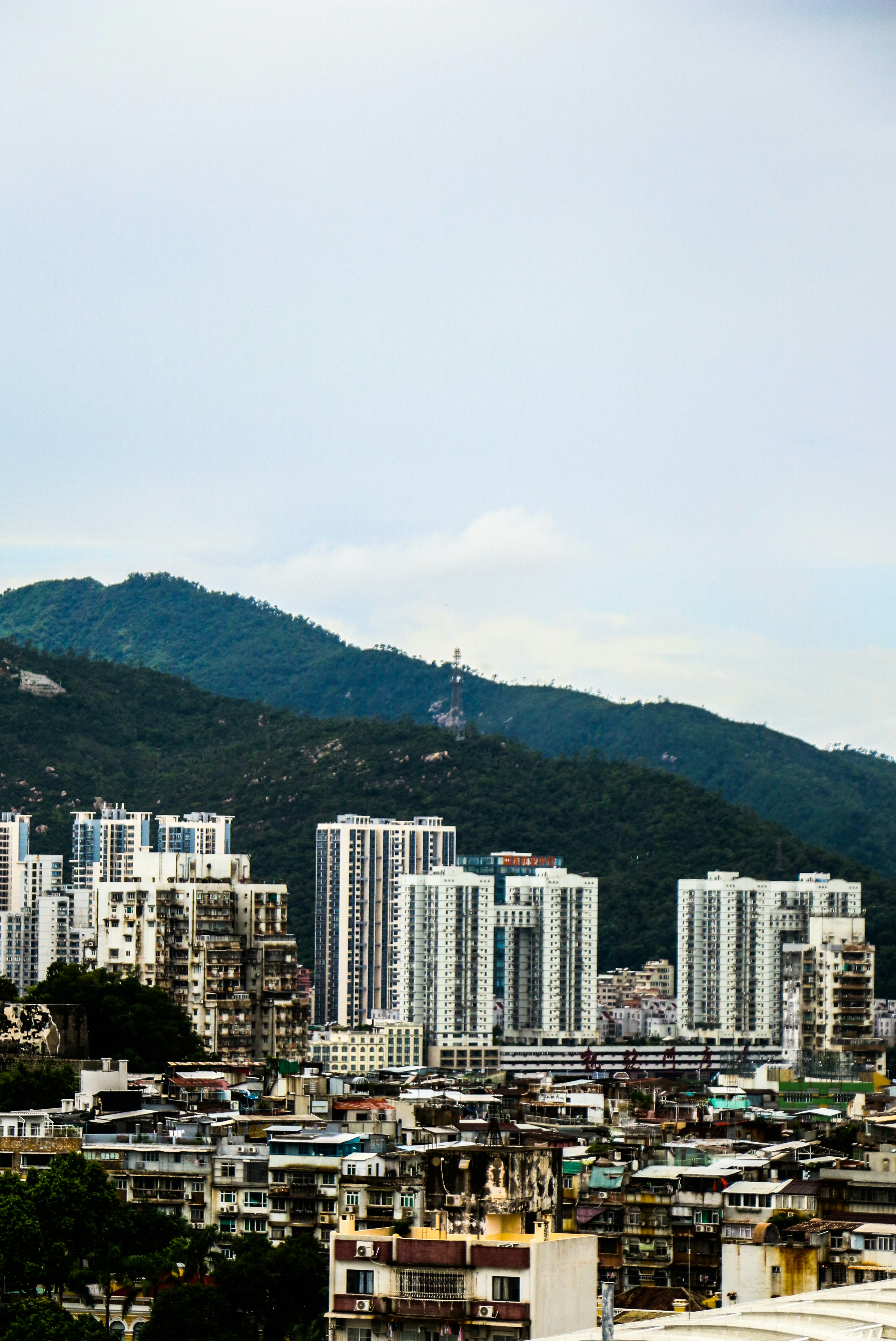 Containers in Round Mountain, TX