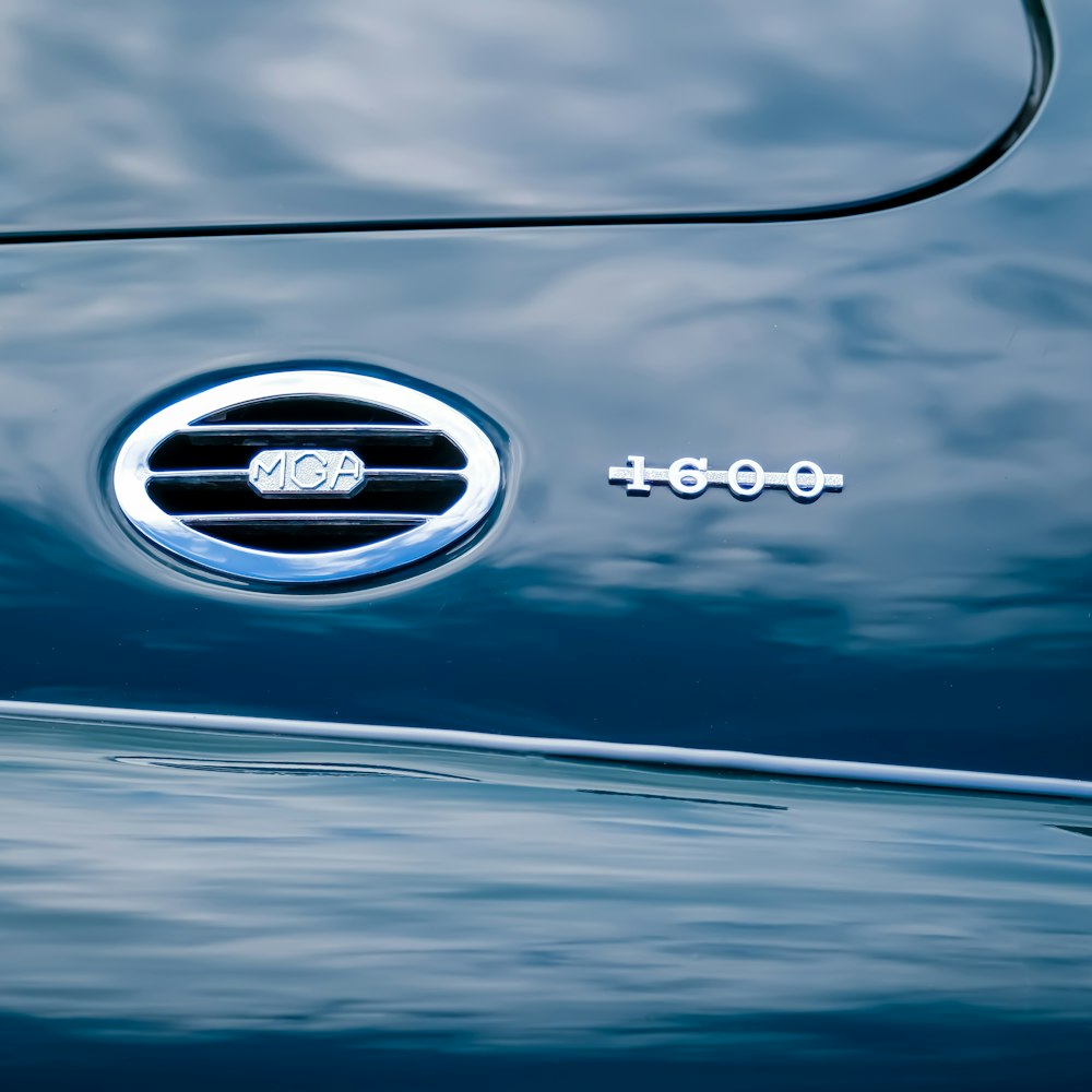 a close up of the emblem on a car