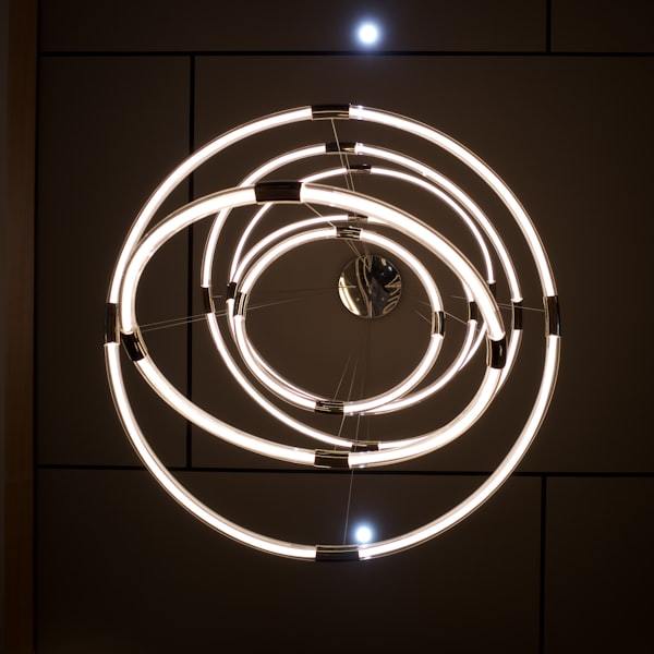 Lampada circolare moderna sospesa dal soffitto