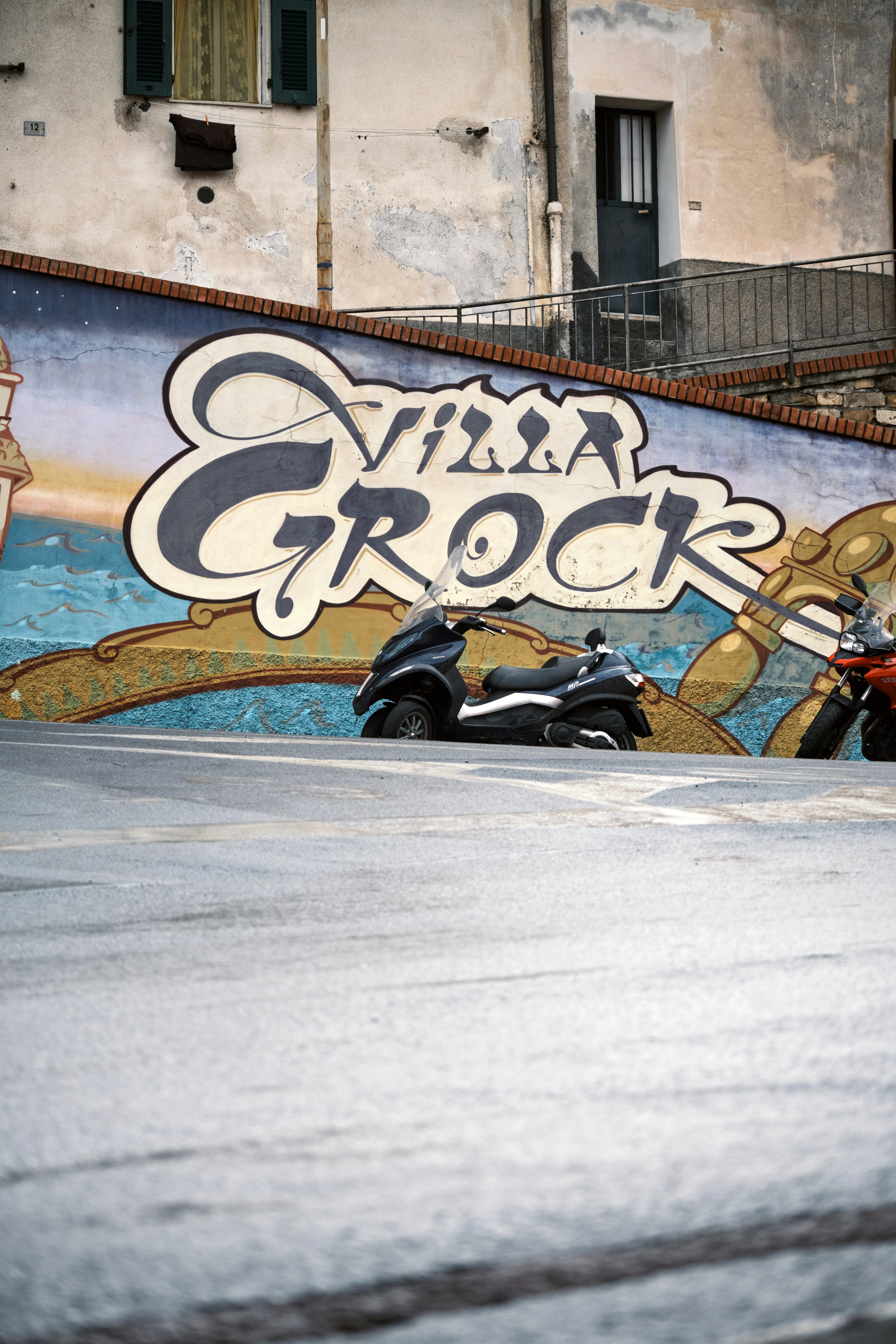 luxury scooter wallpaper, wallpaper, Vespa 946 Christian Dior: A Stylish Collaboration 1