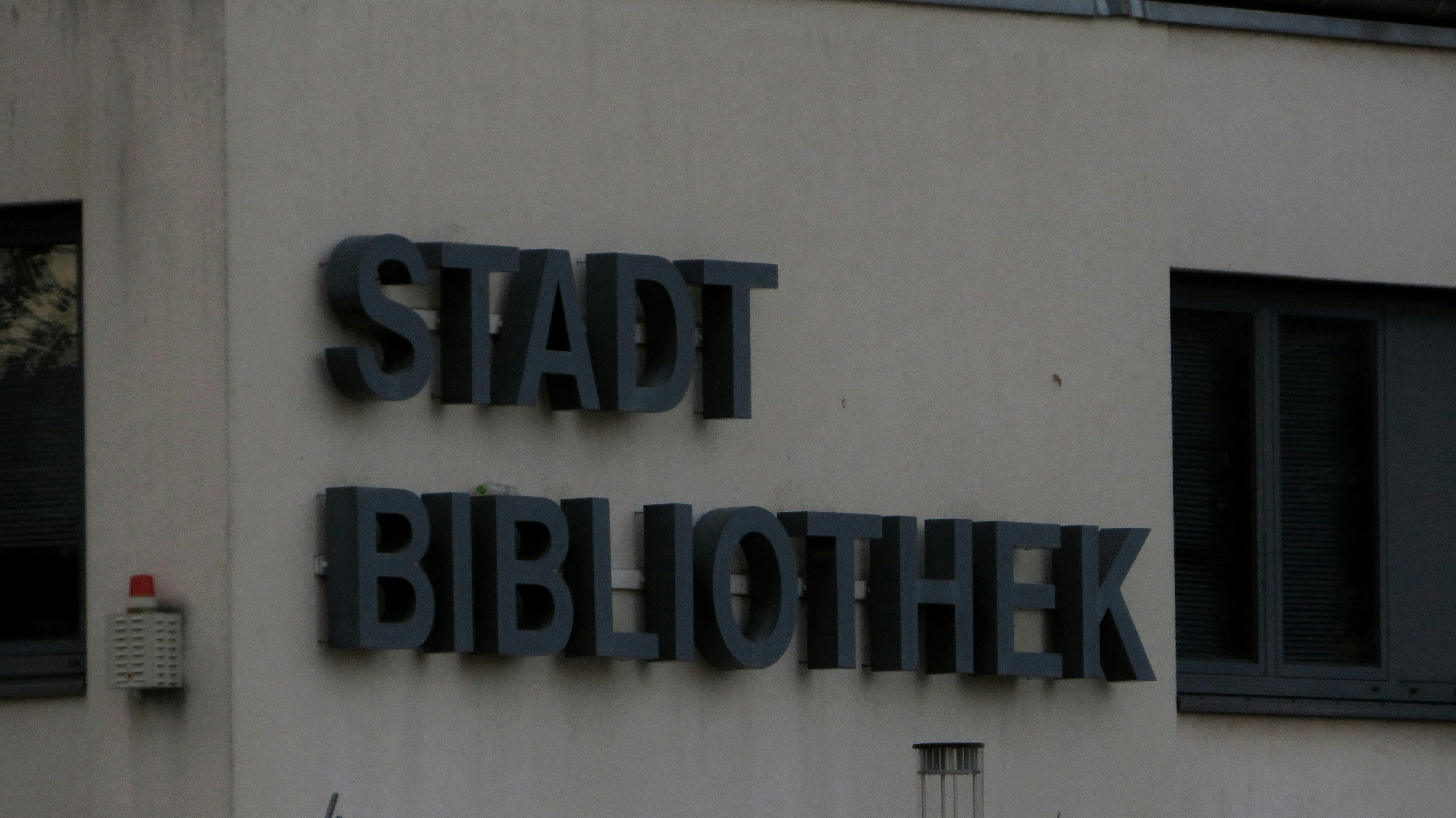 The Impact of AI on Creative Platforms: What It Means for Your Biodata