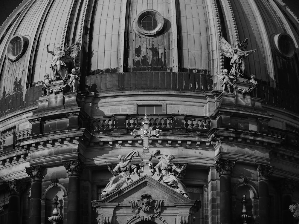 a black and white photo of the dome of a building