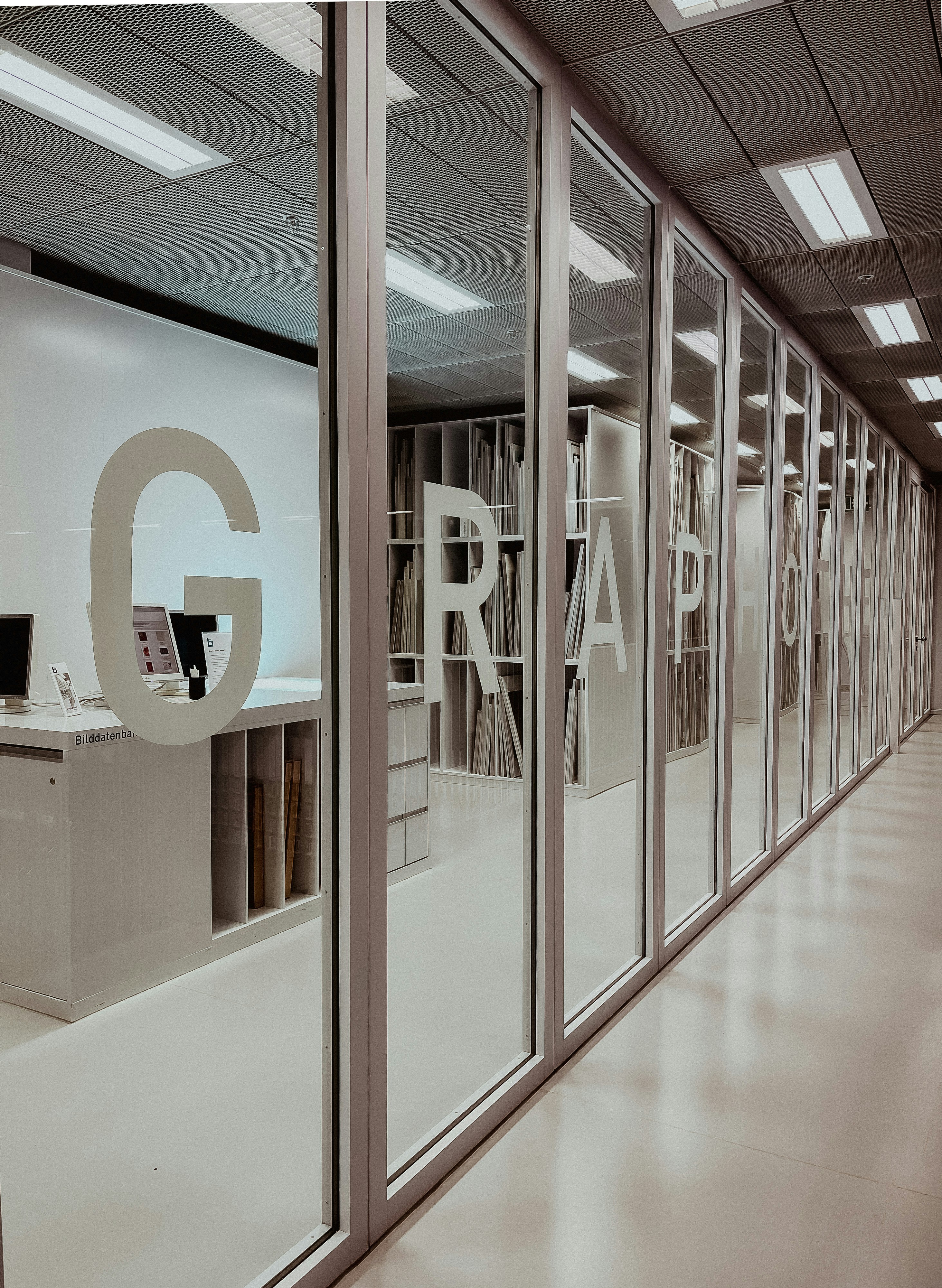 Innovative Small Office Interior Design Ideas in Delhi NCR