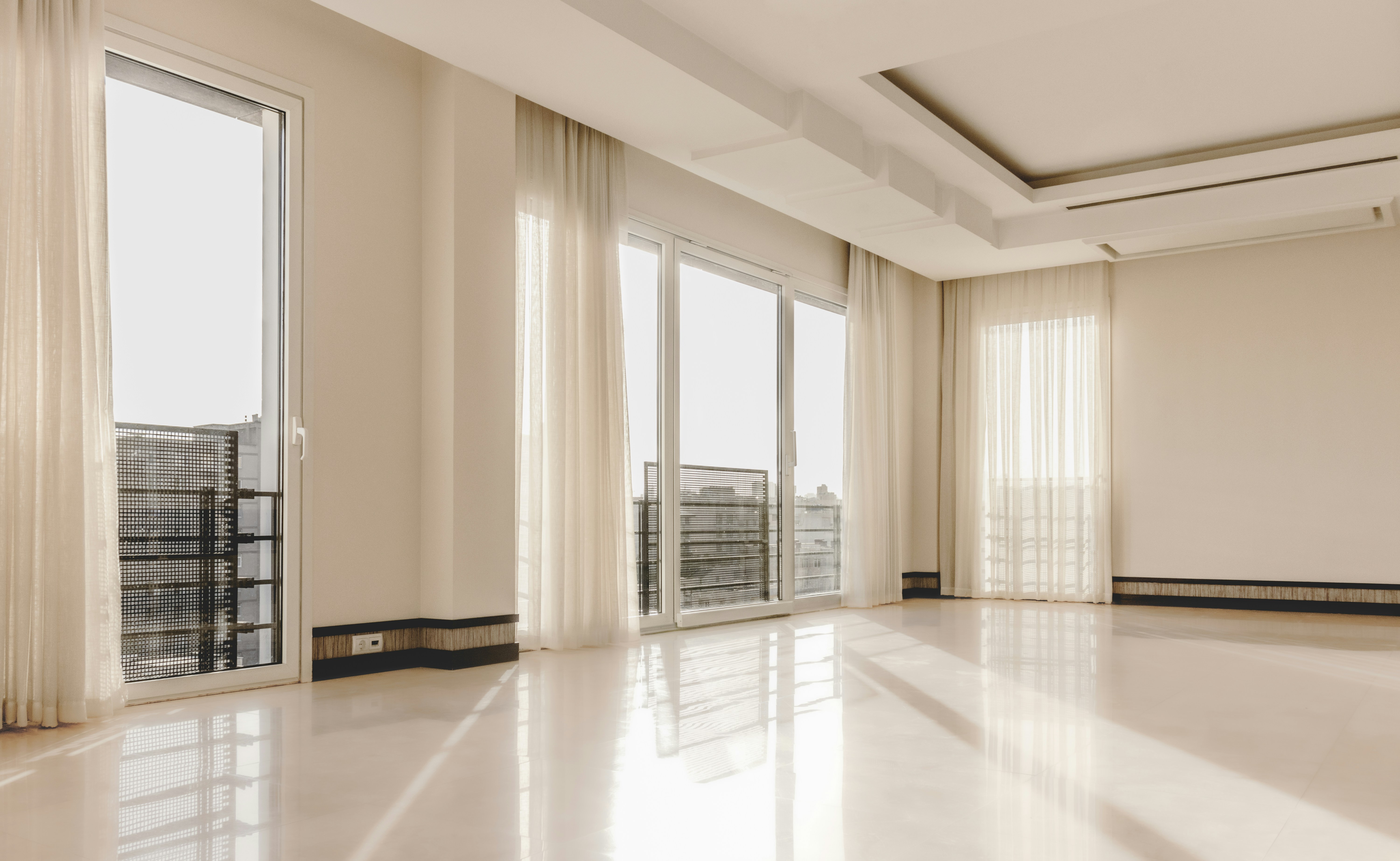 Complete Guide: Smart Bathroom Renovation & DIY Upgrade Ideas