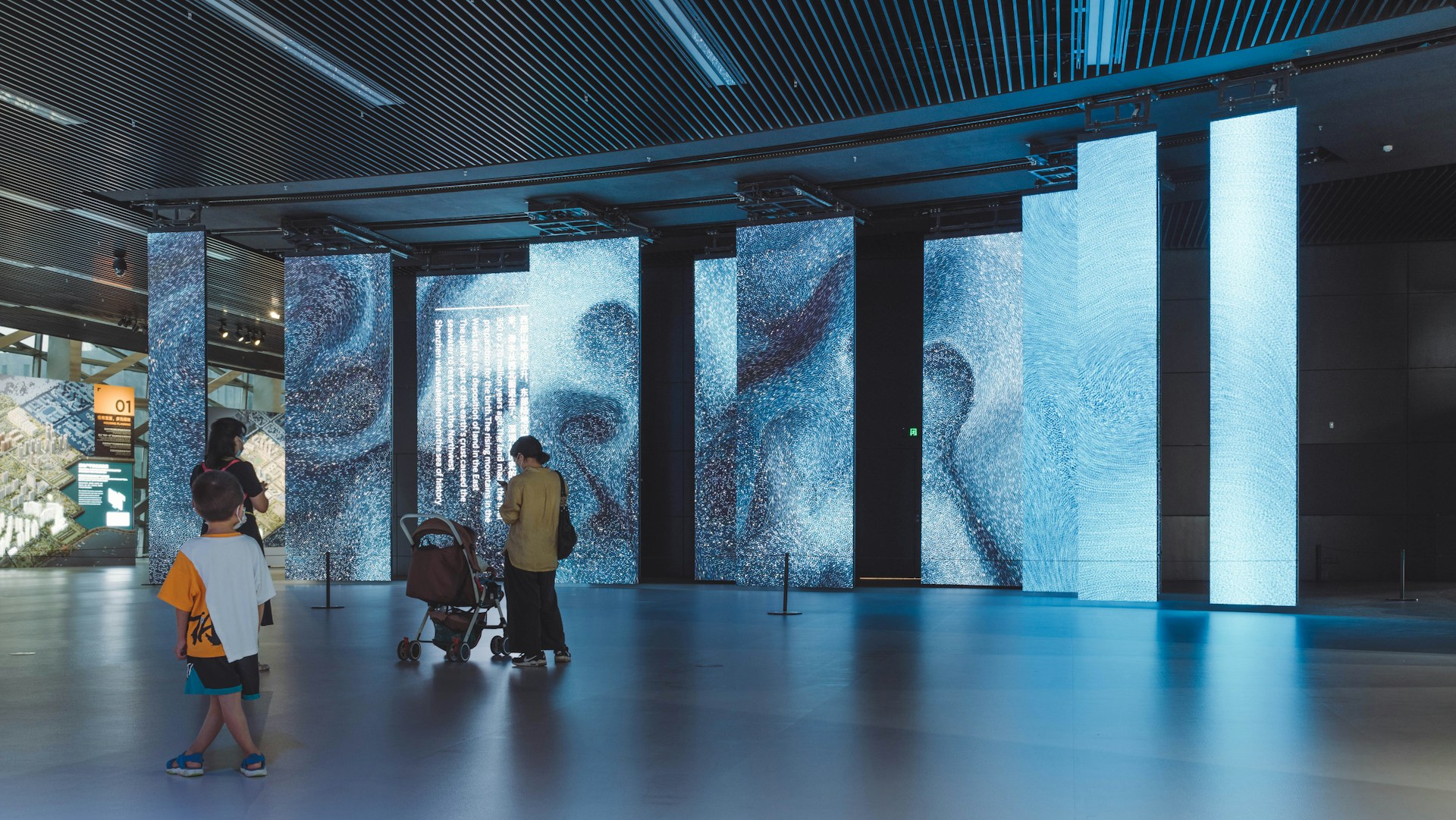 gray computer monitor