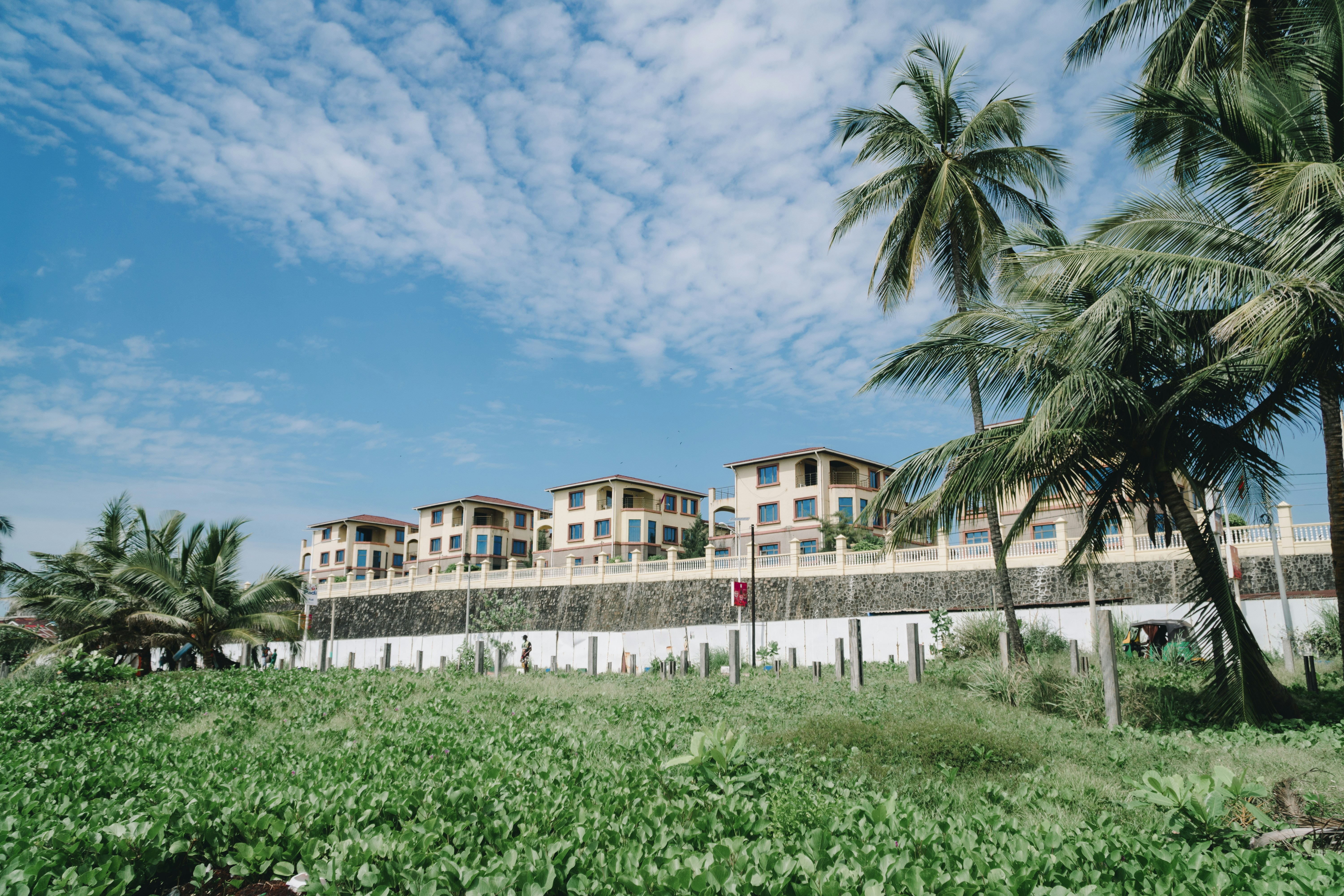 Stay online in the Sierra Leone with a prepaid eSIM from eSIMlii. Instant activation, no roaming charges, and reliable coverage.