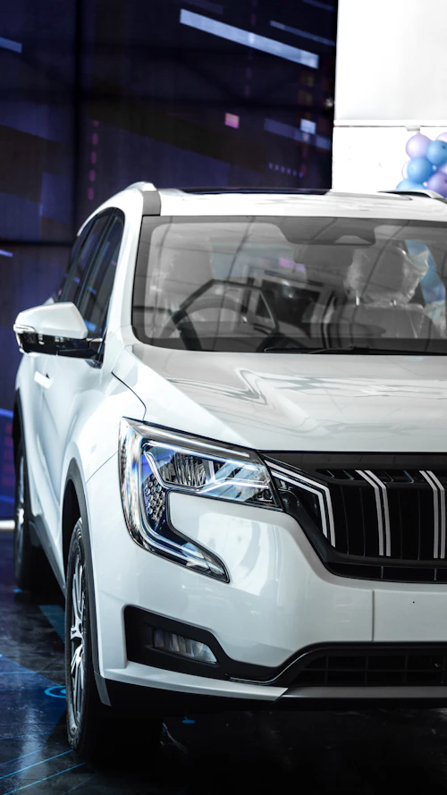 Innova Crysta SUV taxi