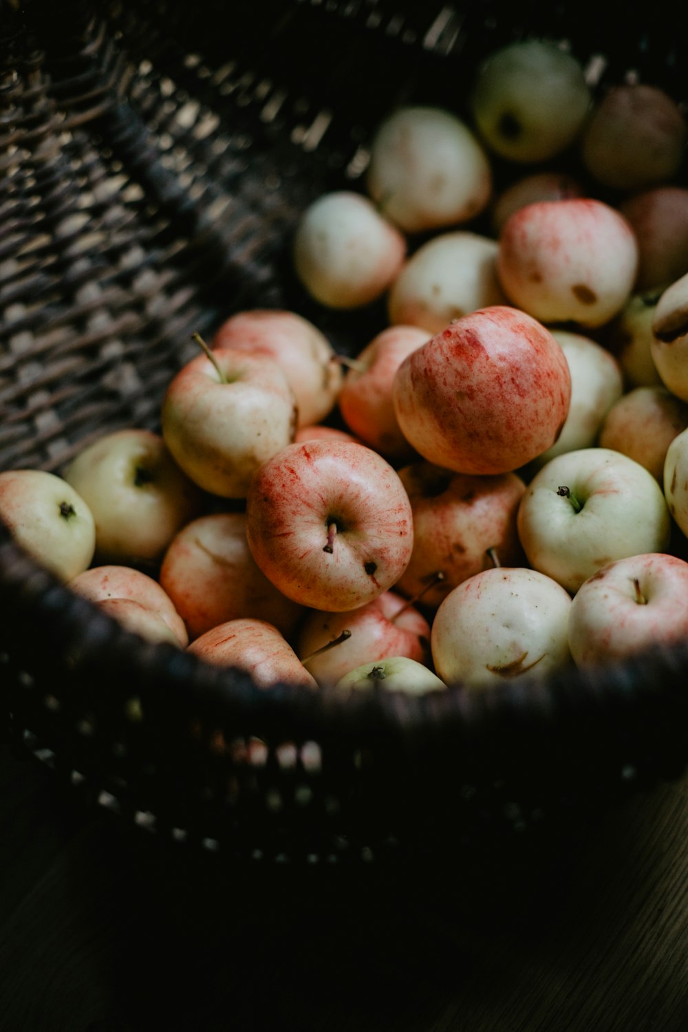 un bol de fruits