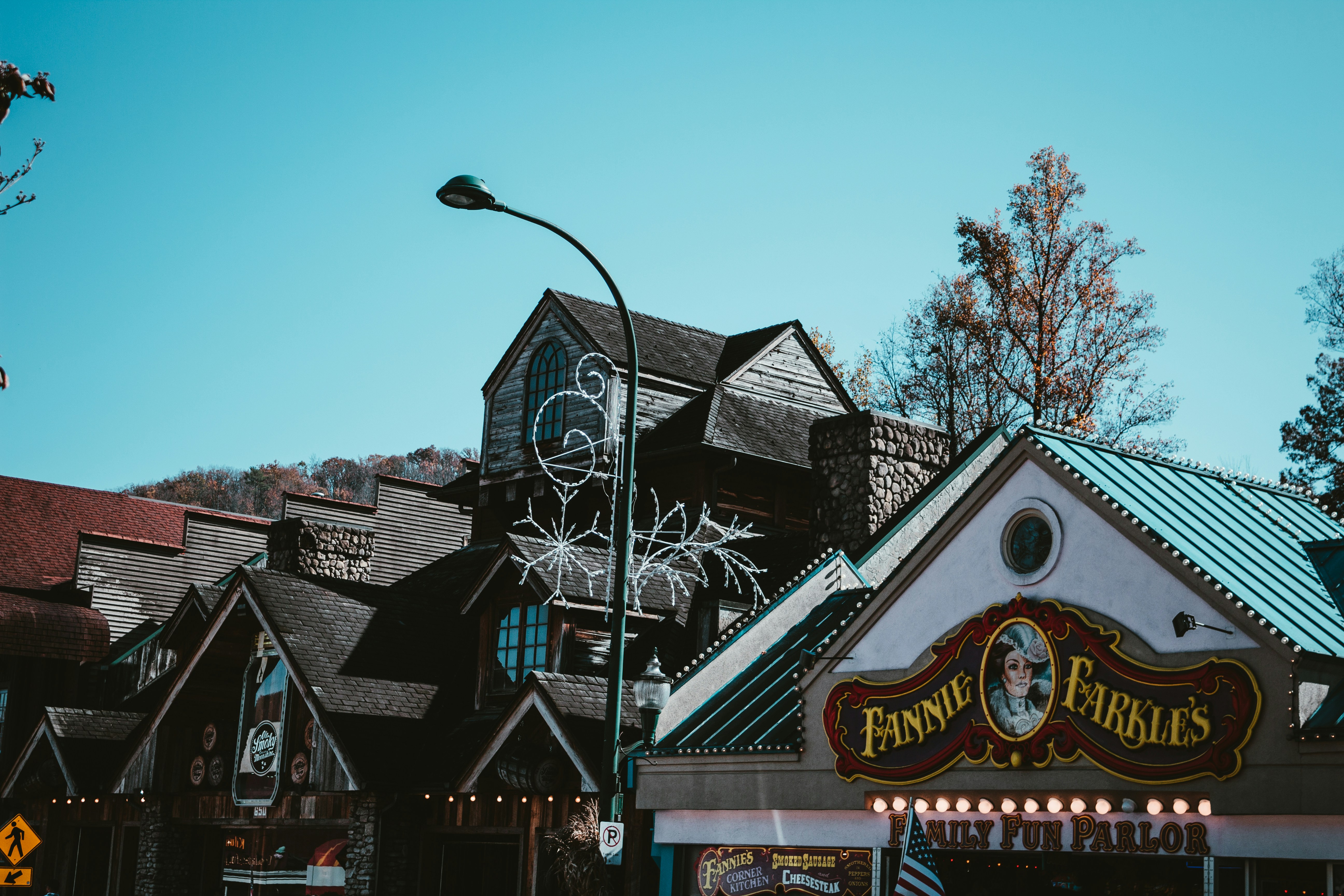 11 Best Indoor Activities in Gatlinburg When It Rains