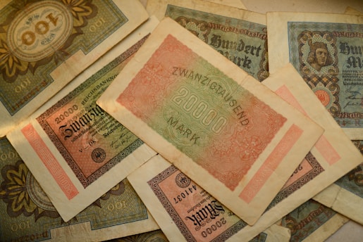 collecting old banknotes