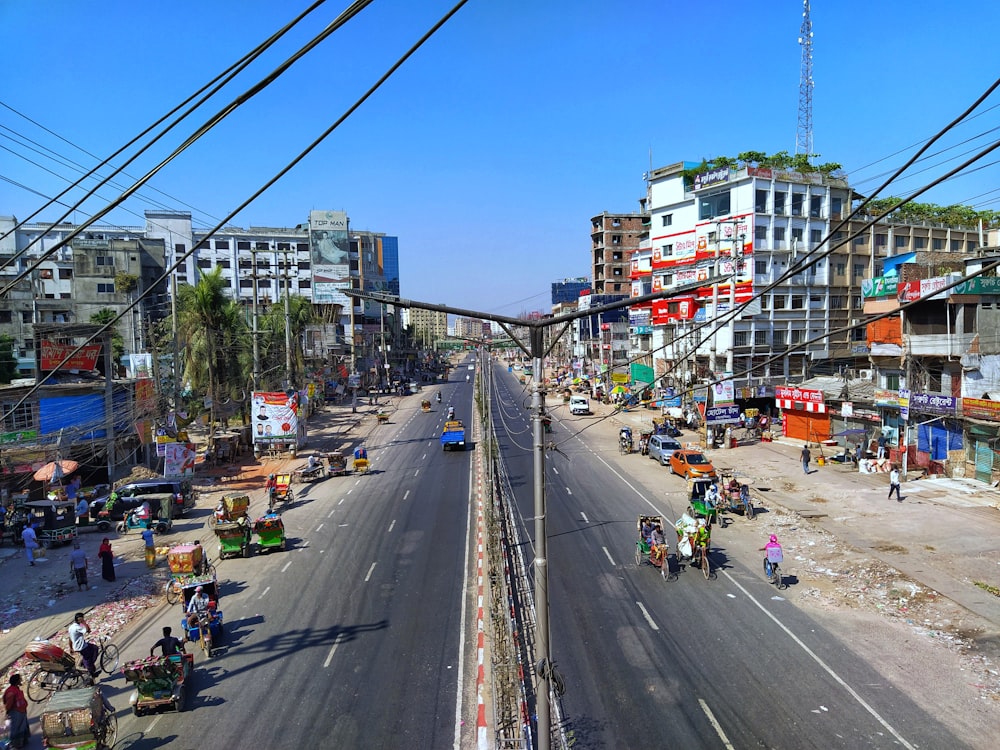 a busy city street with lots of traffic