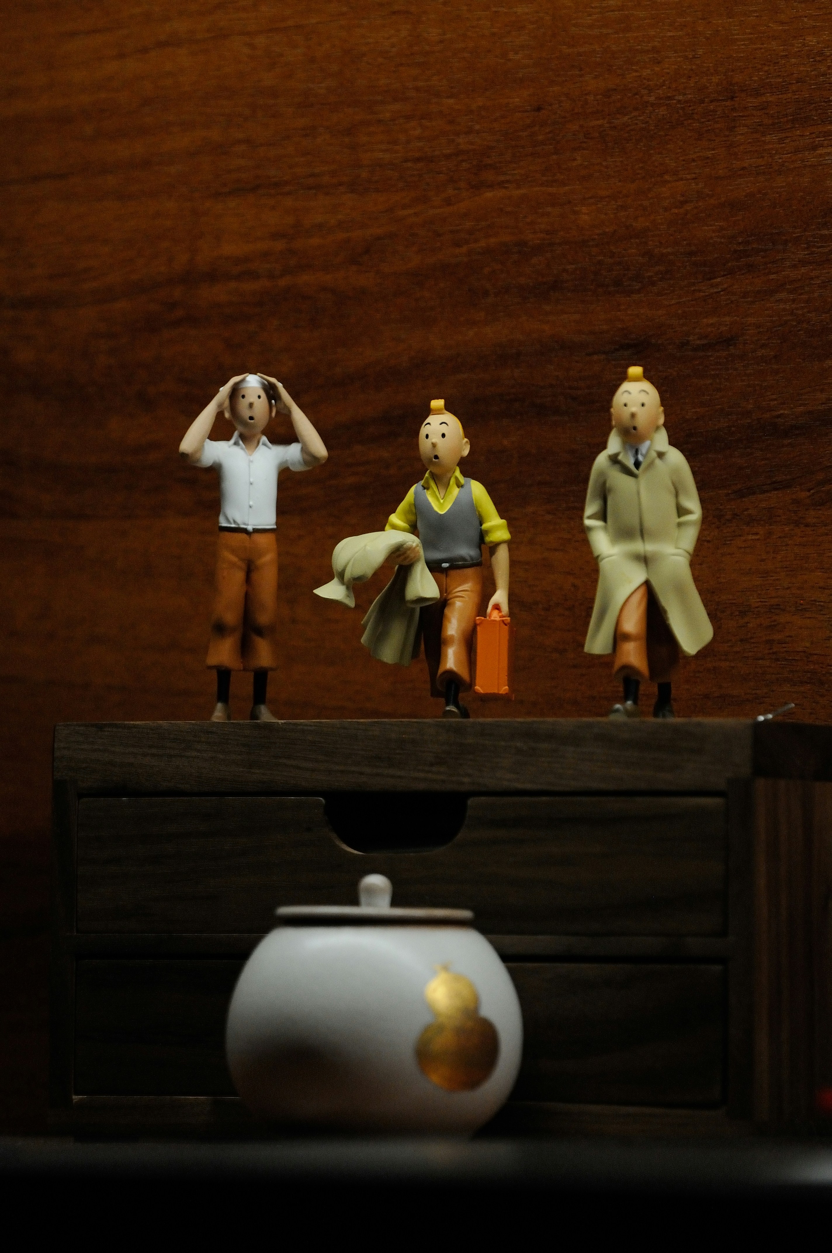 photo-1633793763558-78e55658ebe6?ixid=M3