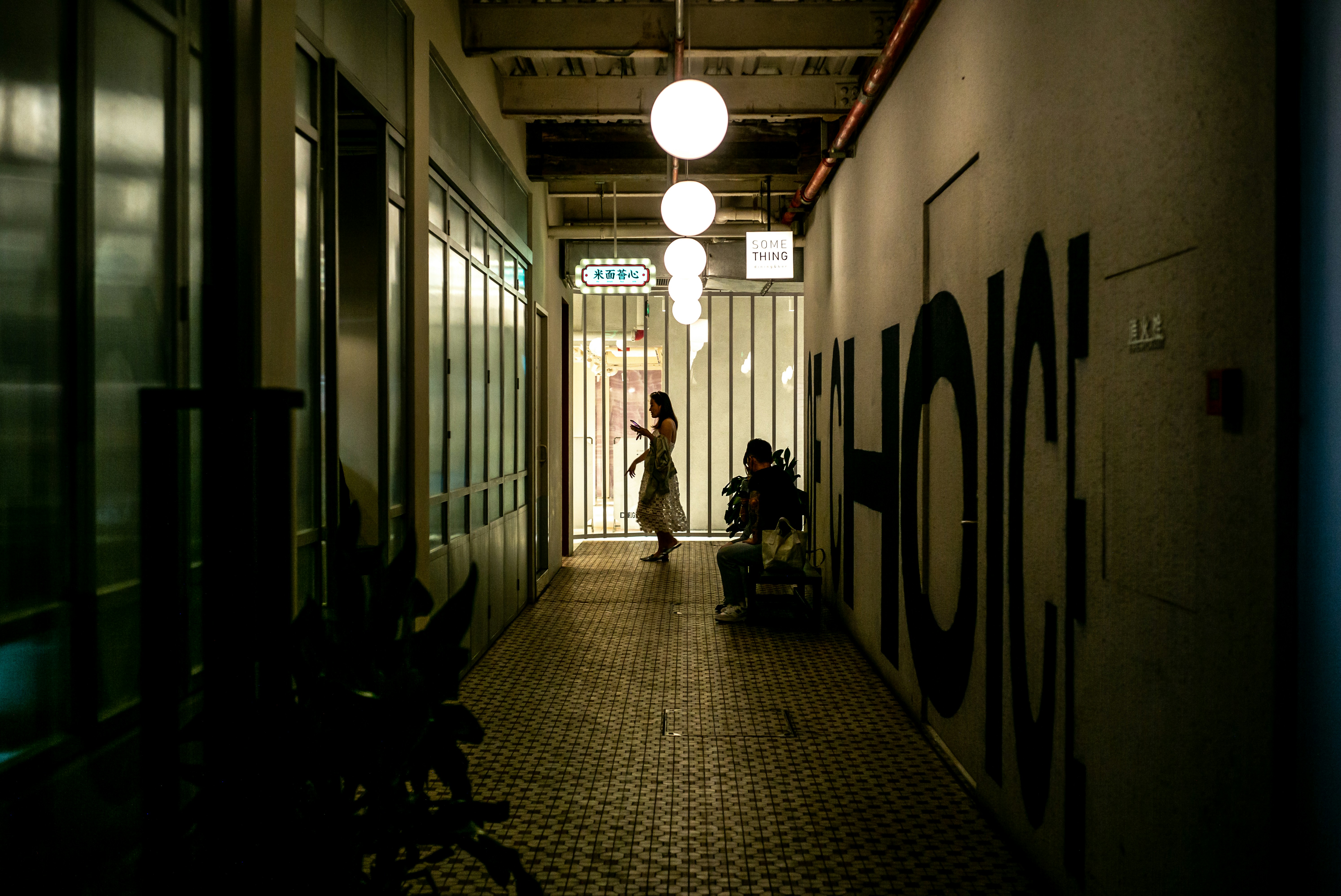 Photo by derekleej