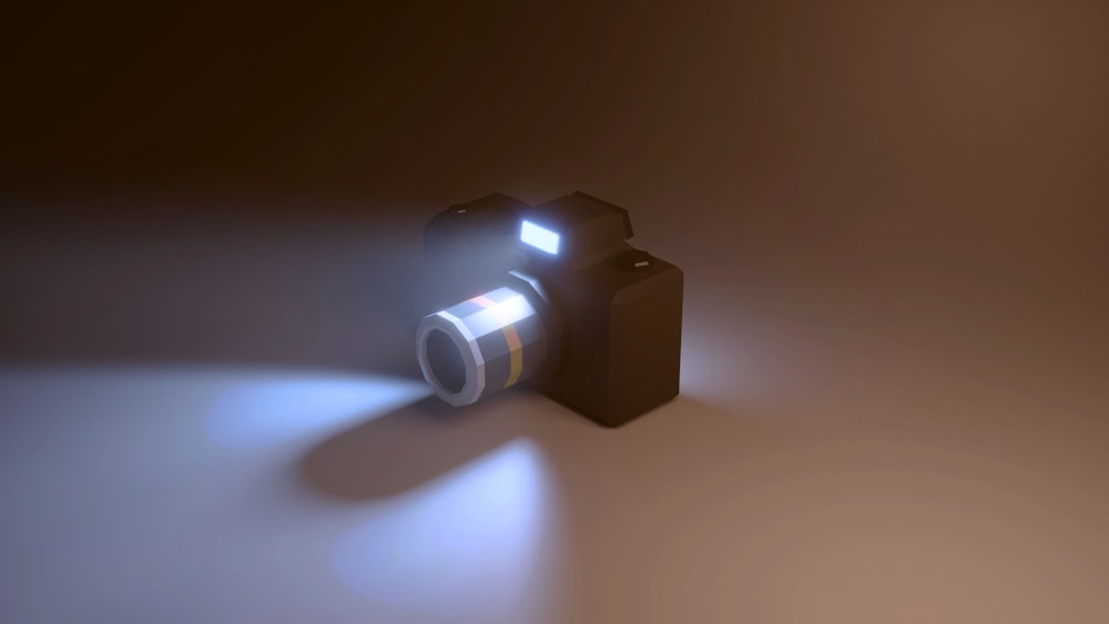 uma câmera com uma luz de flash brilhando sobre ela