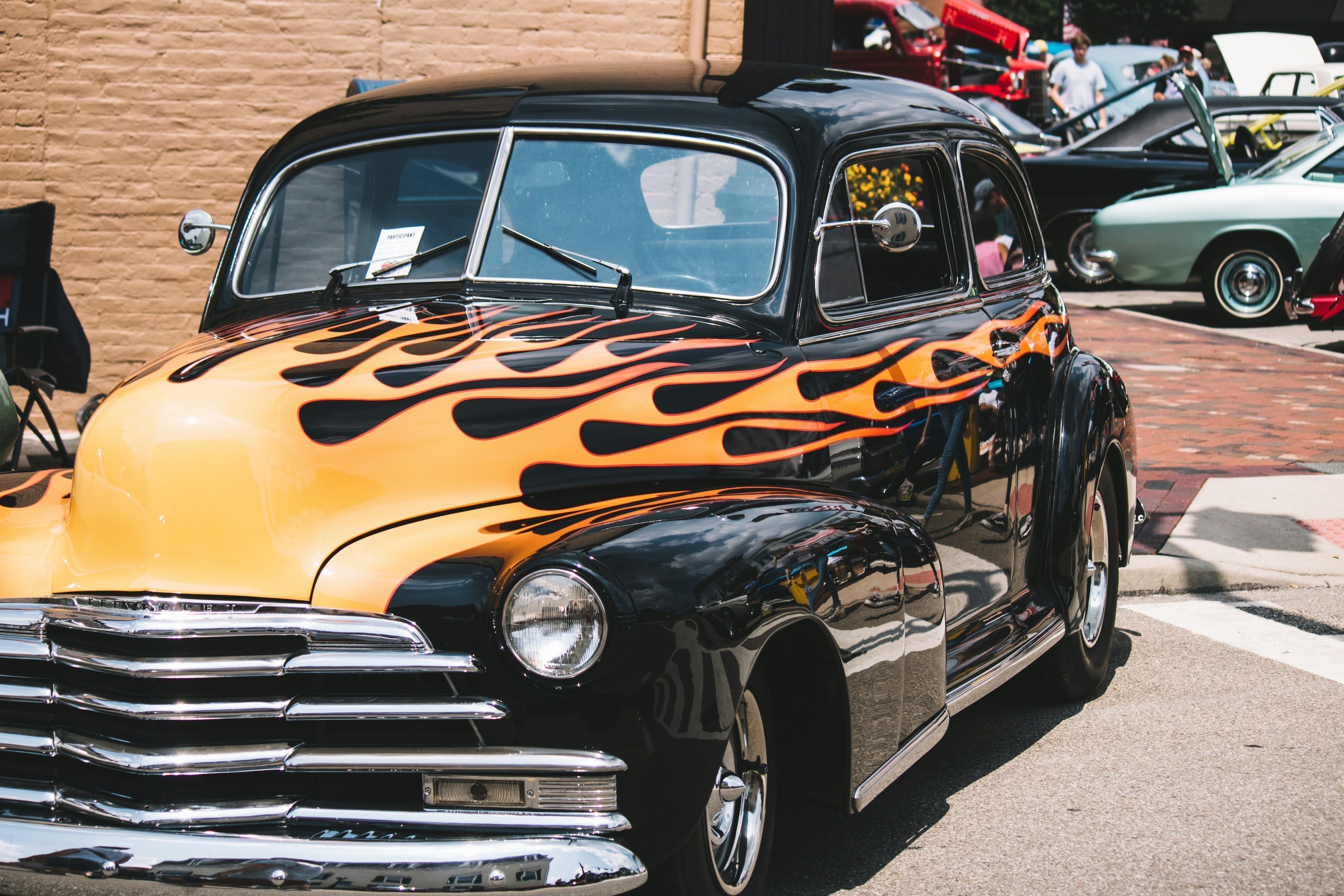 hot rod cars, flame paint, custom cars, automotive wallpapers  , ilustrasi artikel Ignite Your Passion: Hot Rod Cars with Custom Flame Paint Wallpapers 6