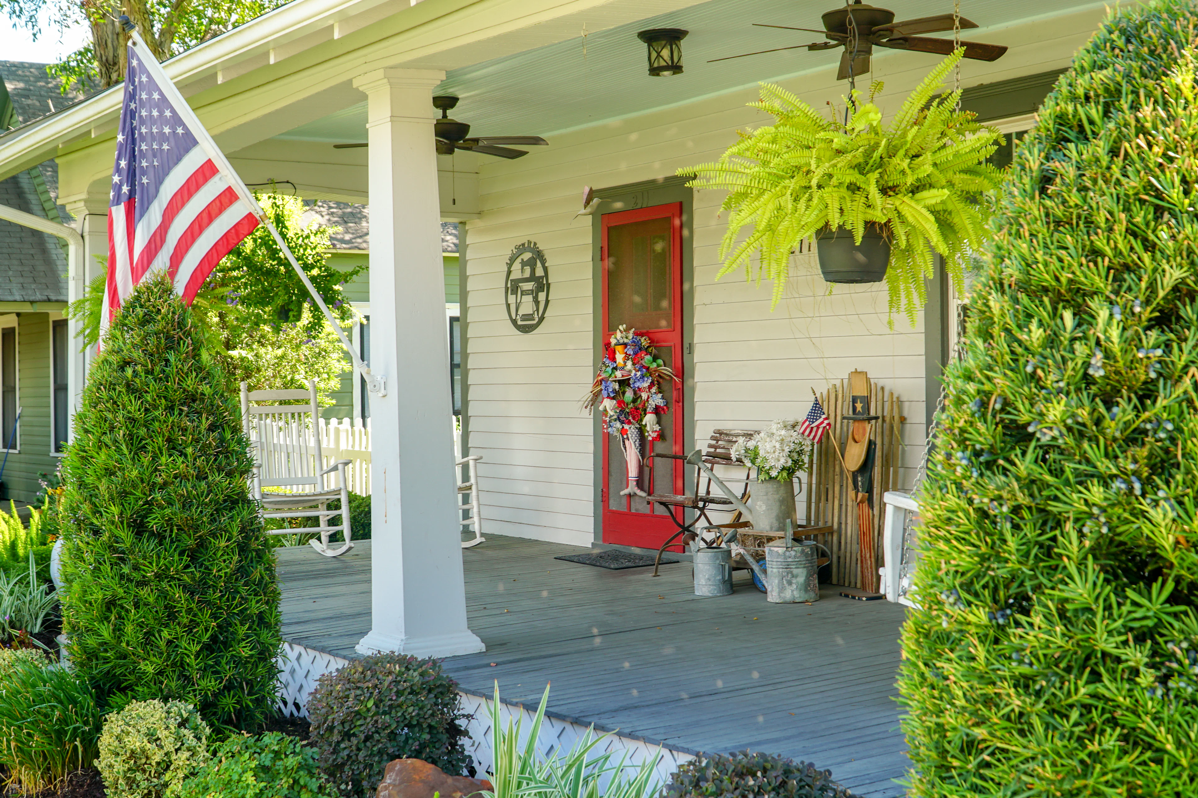 Auburn-style residential acreage property