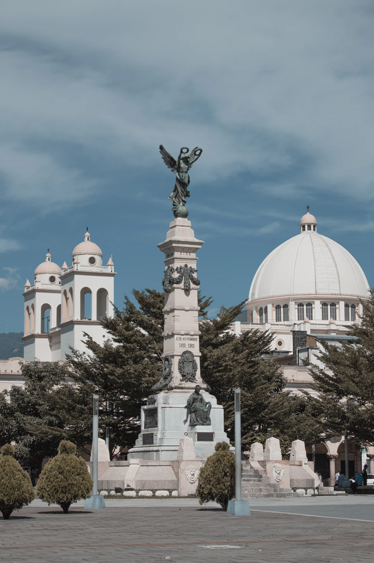 The dome and statue of the National Palace