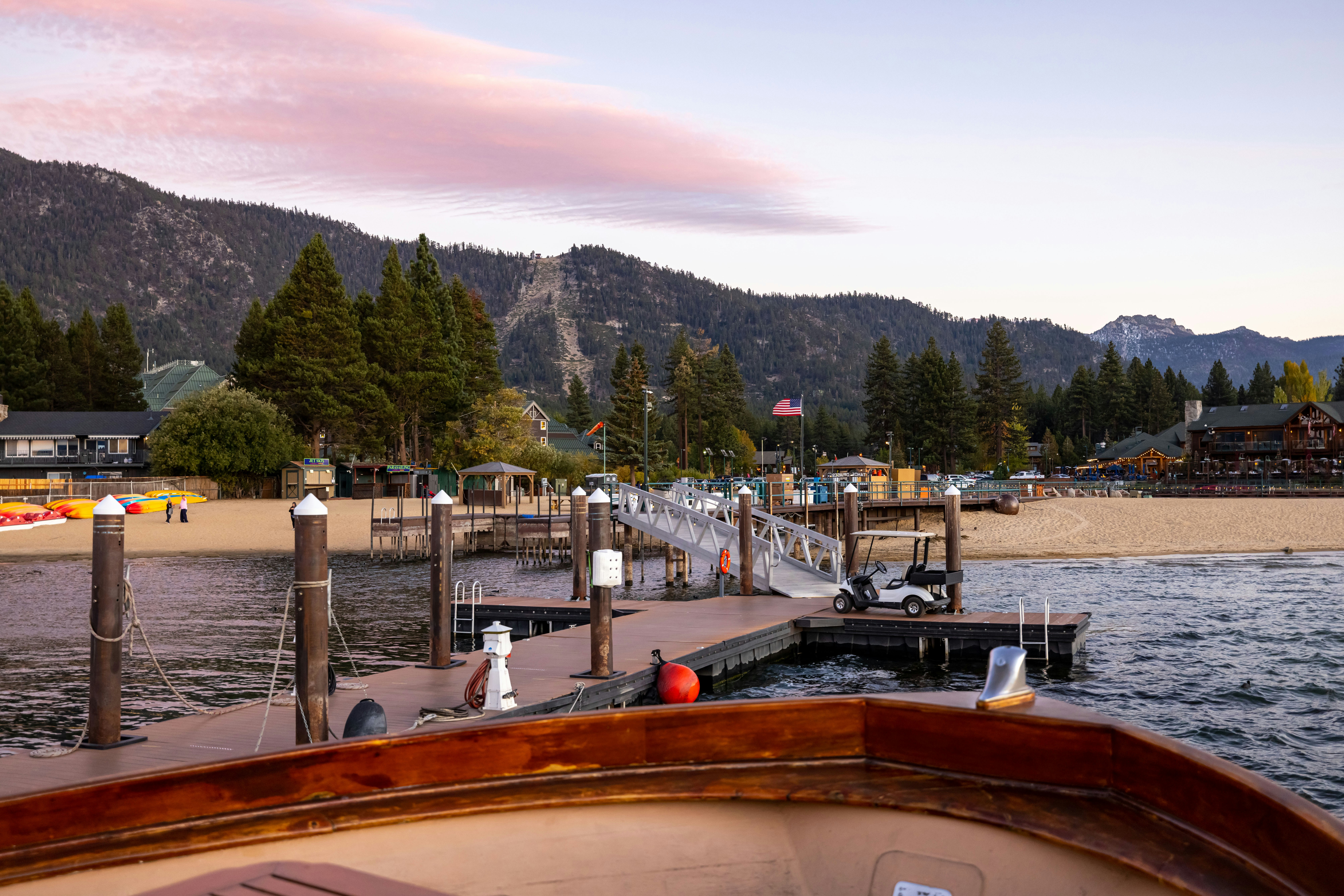 5 Luxury Ride Options for Transportation Around Lake Tahoe