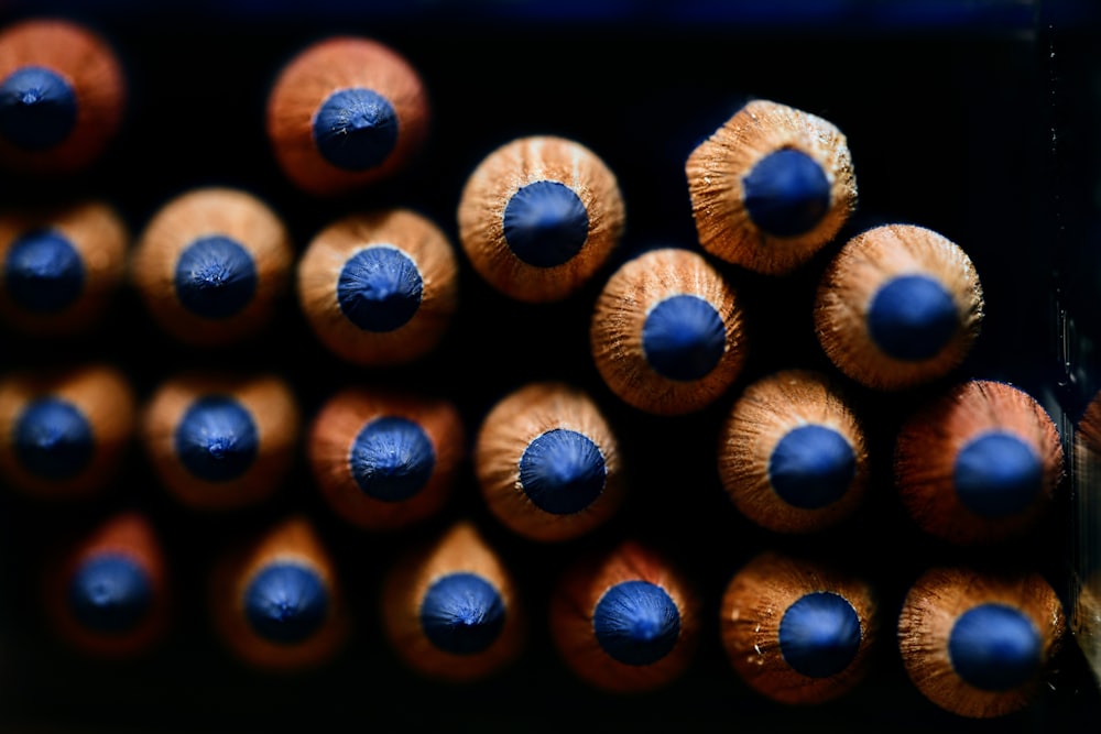 a close up of a bunch of pencils