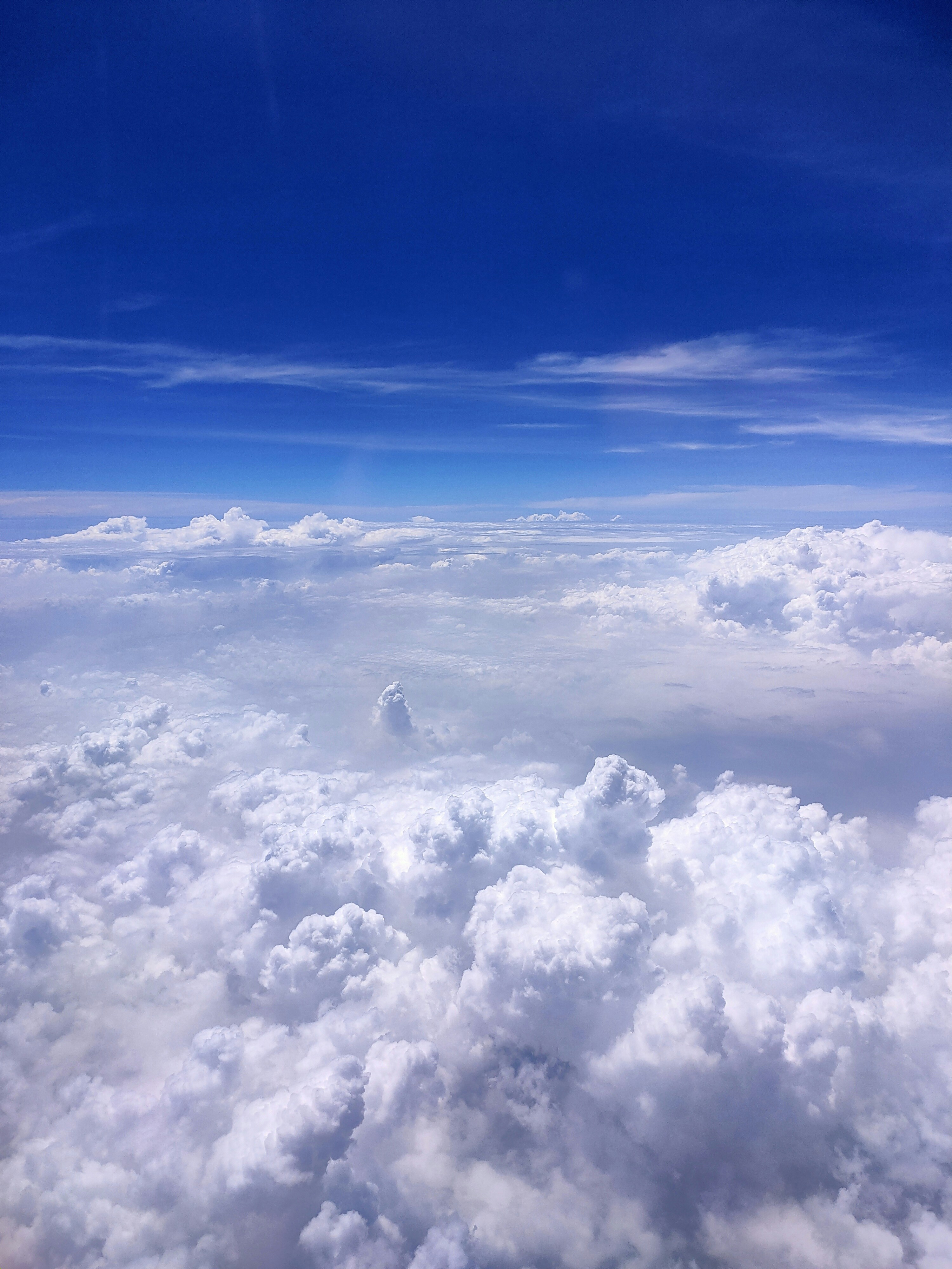 photo-1634018877918-6c1ed989db74