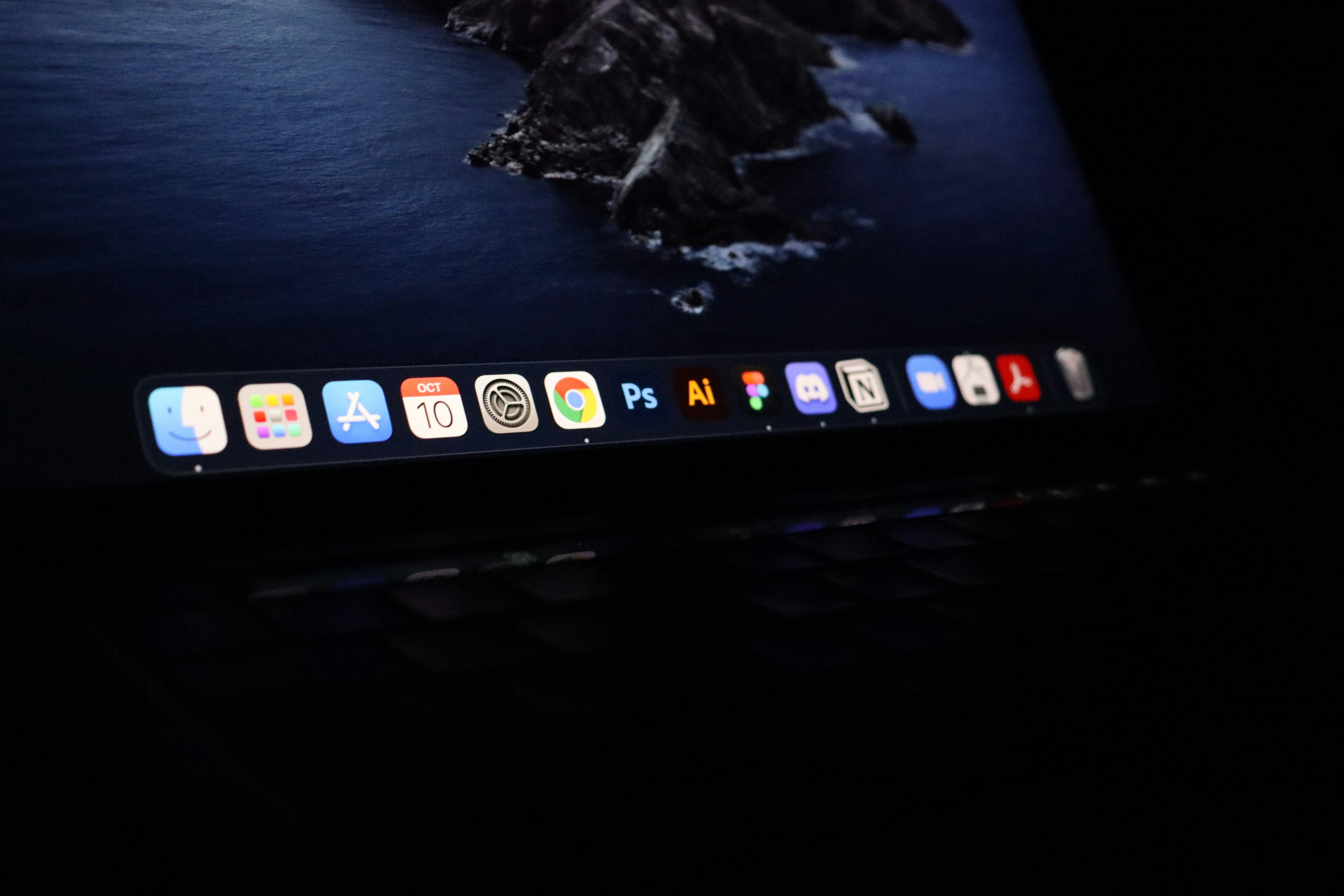 Choose from a curated selection of dark wallpapers for your mobile and desktop screens. Always free on Unsplash.