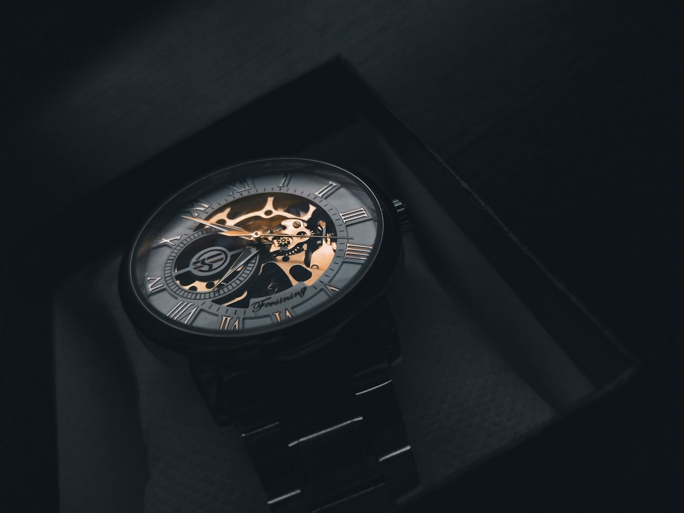 Taucheruhr mit schwarzem Zifferblatt