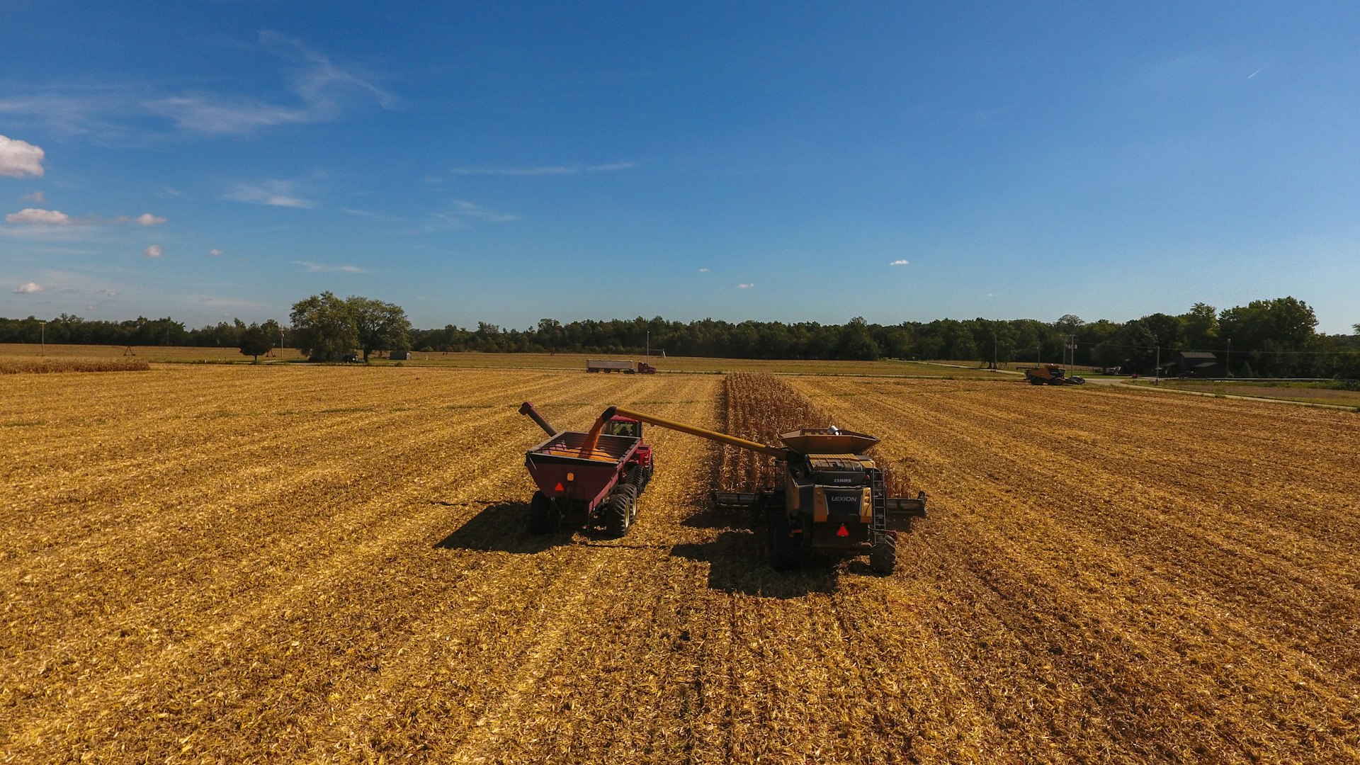 Agricultural farming equipment tractor for Canadian farmers - EquipEASE agriculture equipment financing