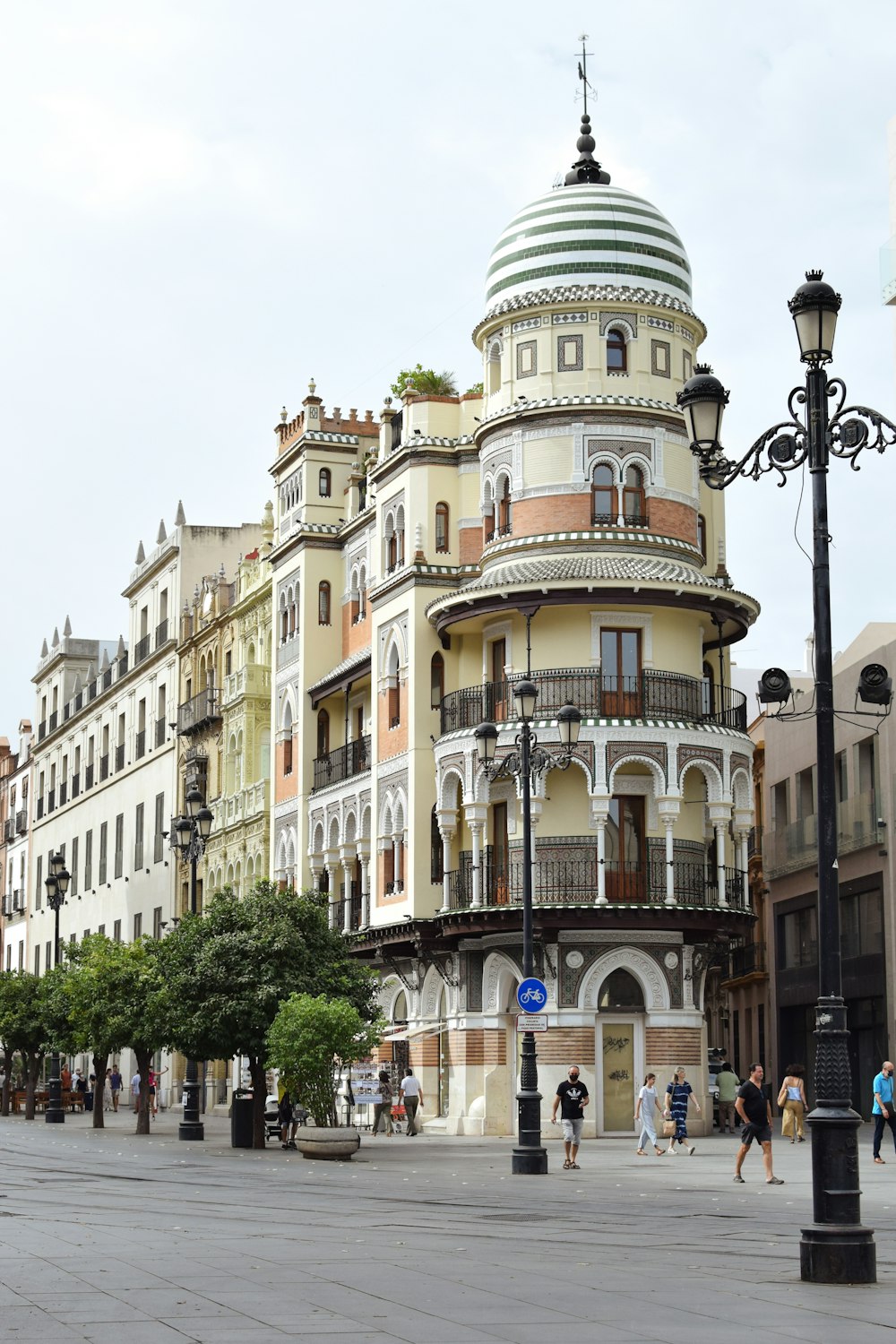 a large building with a dome on top of it