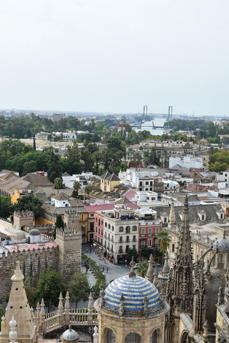 Mudanza a Sevilla desde Barcelona: La capital andaluza te espera