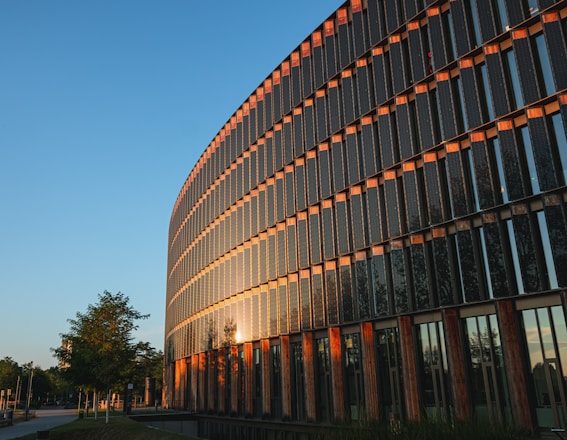 a large building with a lot of windows on it