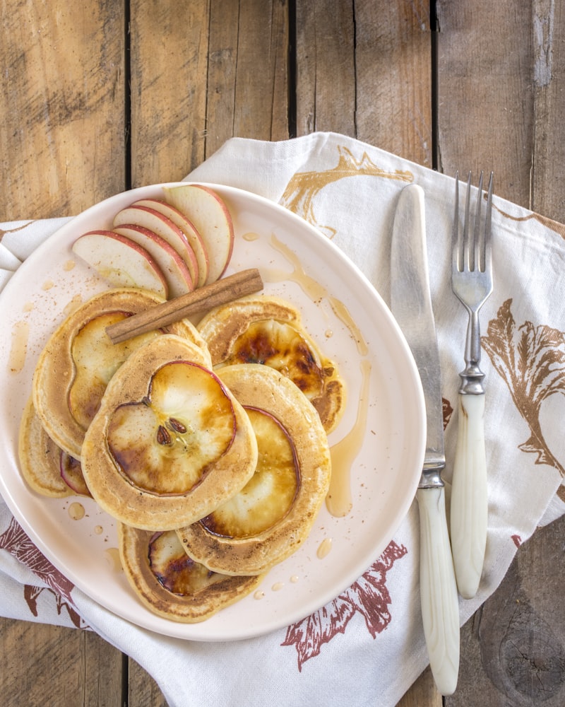 Apple Cinnamon pancakes