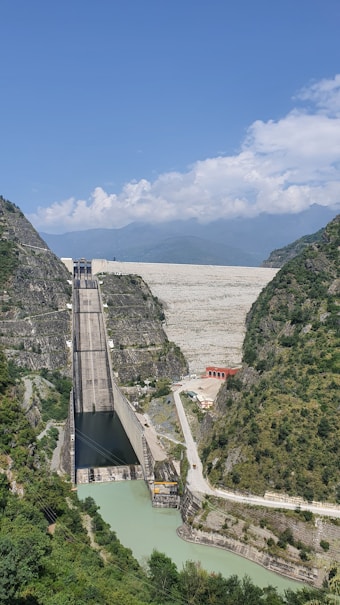 a large dam in the middle of a river